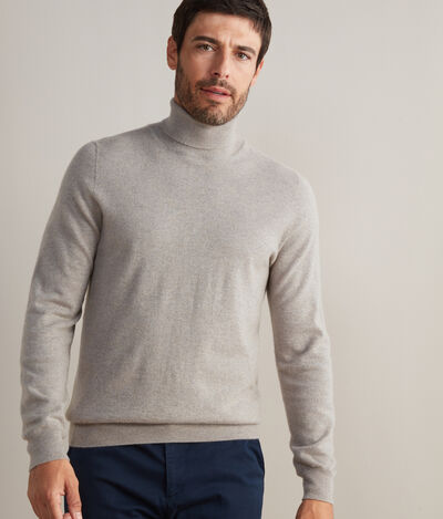 Ultra-soft Cashmere Turtleneck Sweater