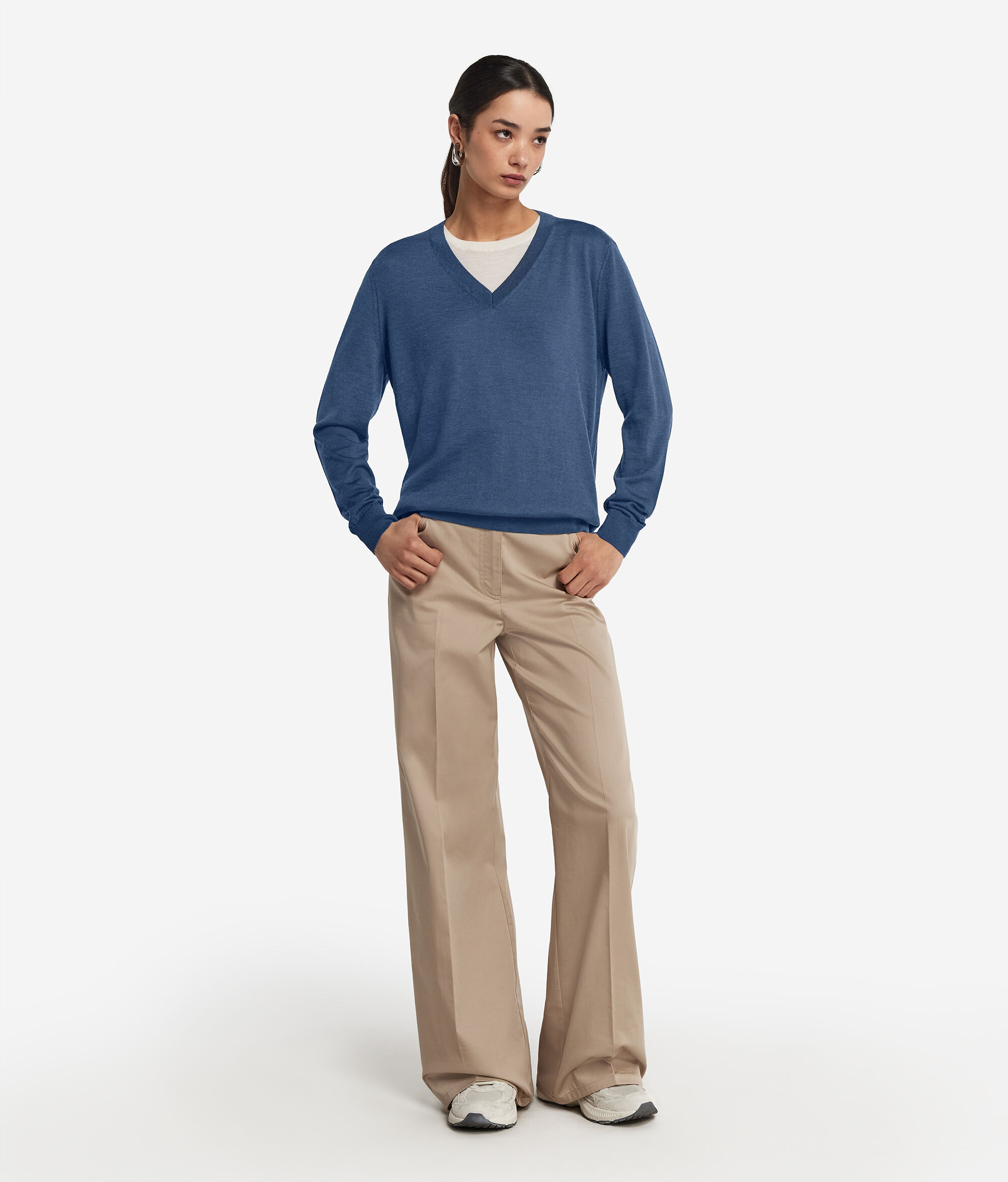 Ultrafine Cashmere V-Neck Sweater