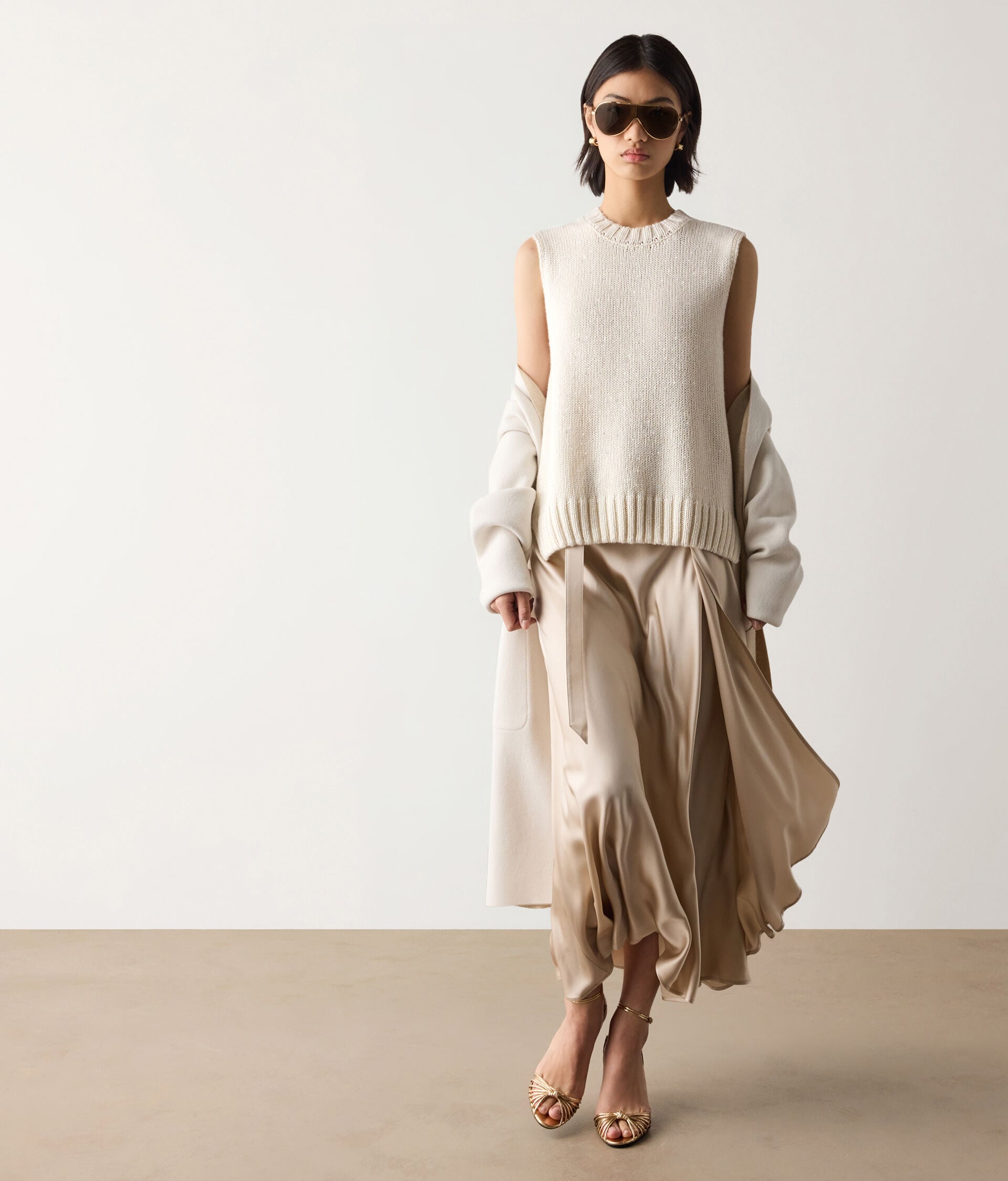 Cashmere tricot lamé sweater vest