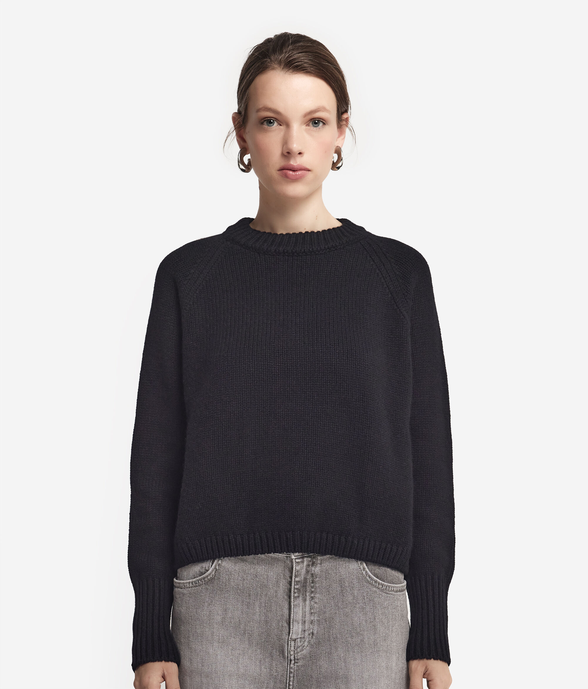 Round-Neck Cashmere Tricot Jumper