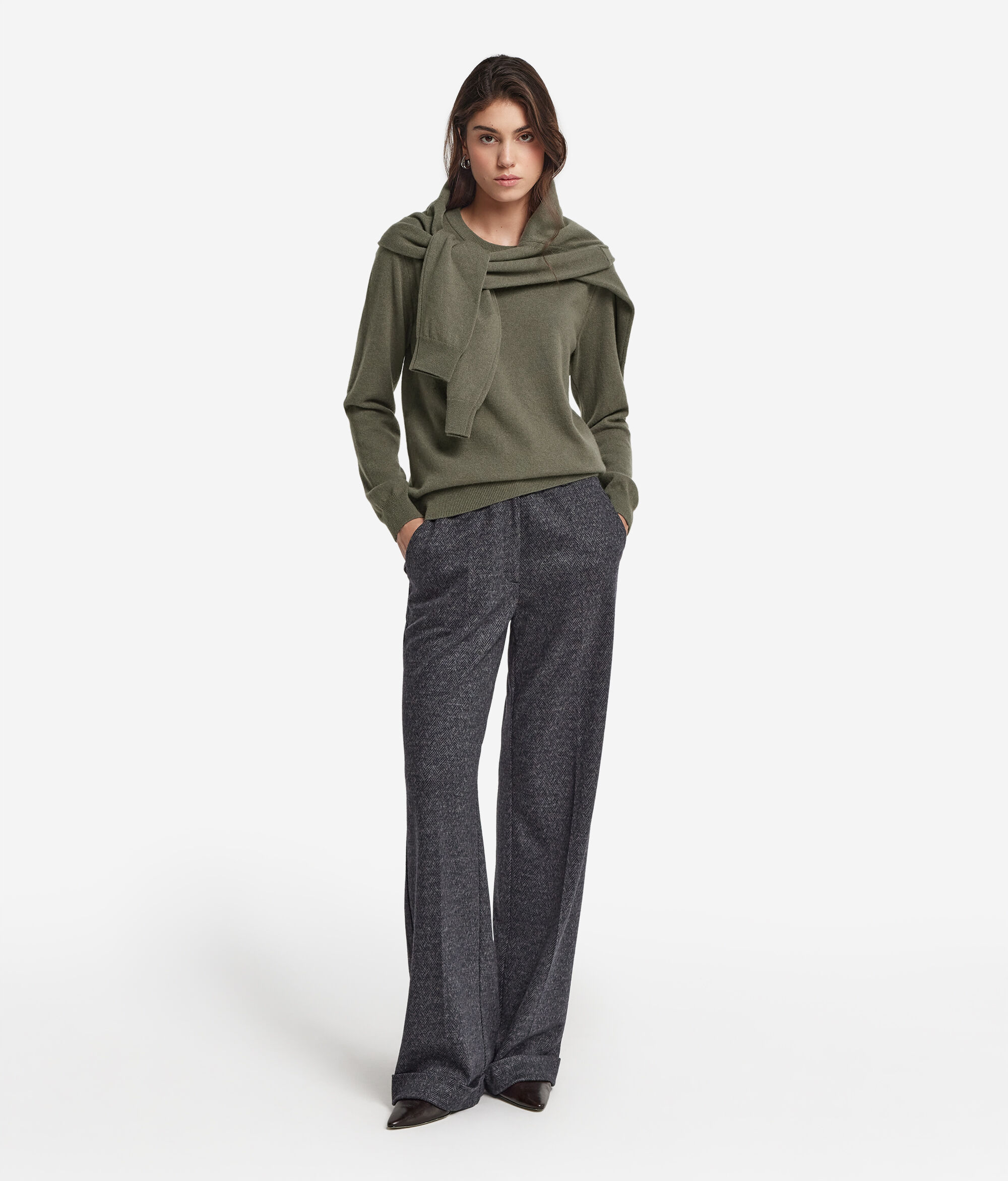 Μακρυμάνικη Μπλούζα από Ultrasoft Cashmere με Στρογγυλή Λαιμόκοψη