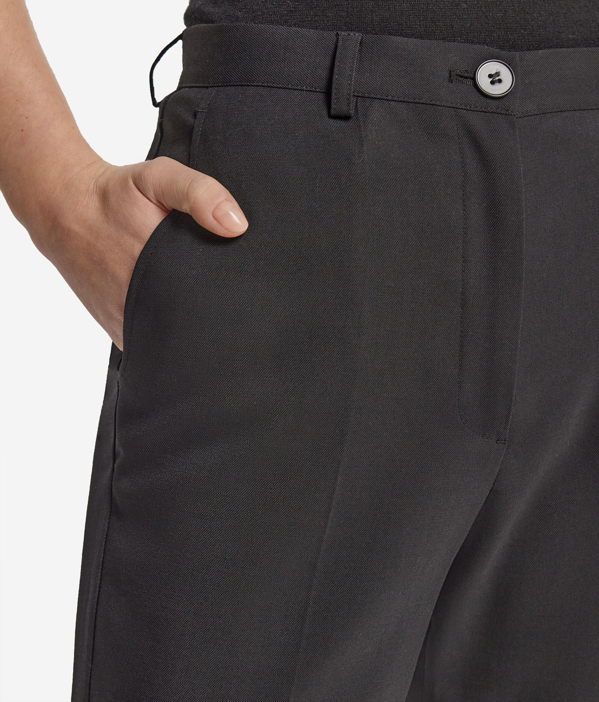 Zigarettenhose aus Wolle