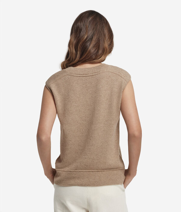 Жилет из ультрамягкого неокрашенного кашемира