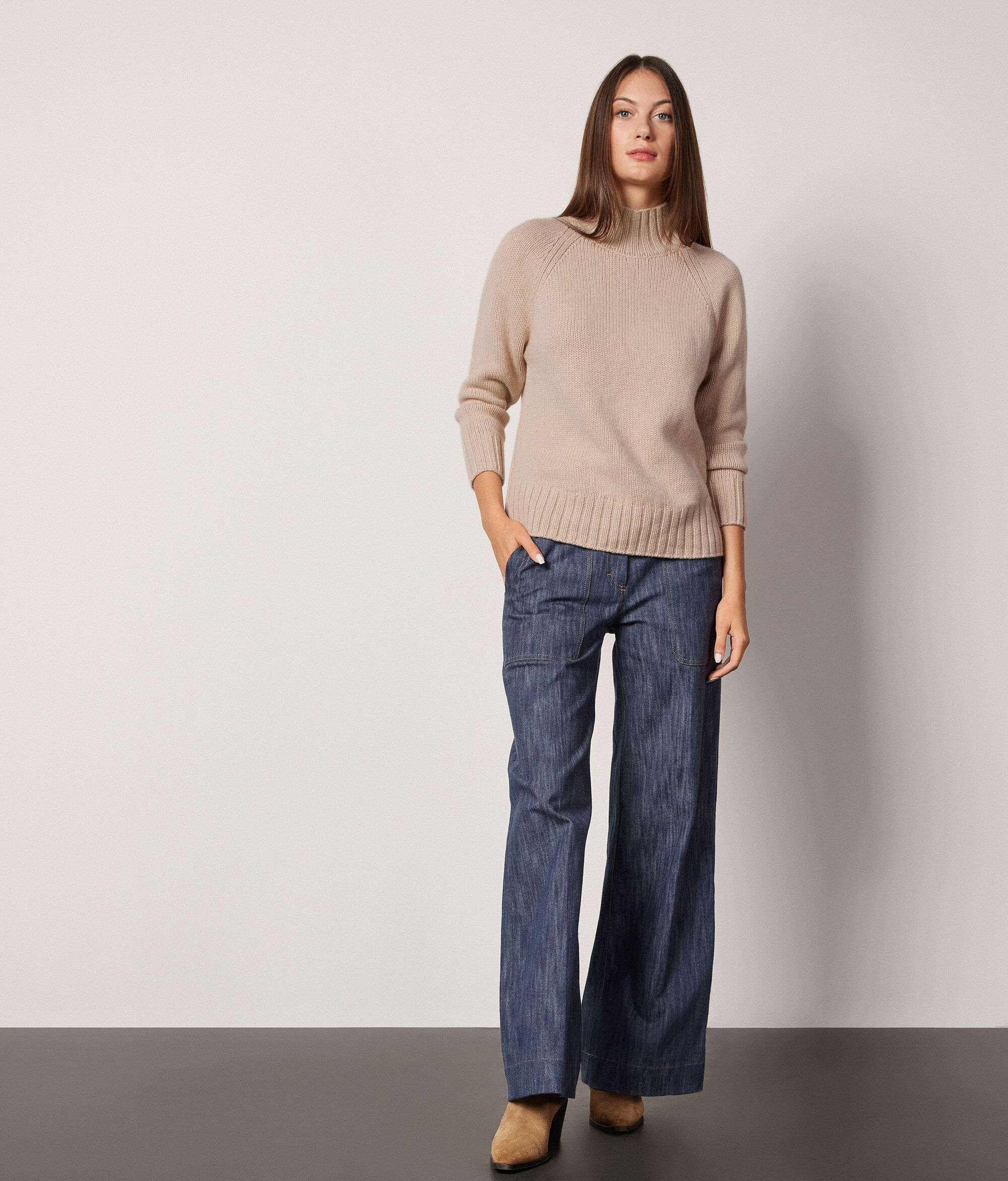Camisola Gola Alta em Malha de Ultrasoft Cashmere