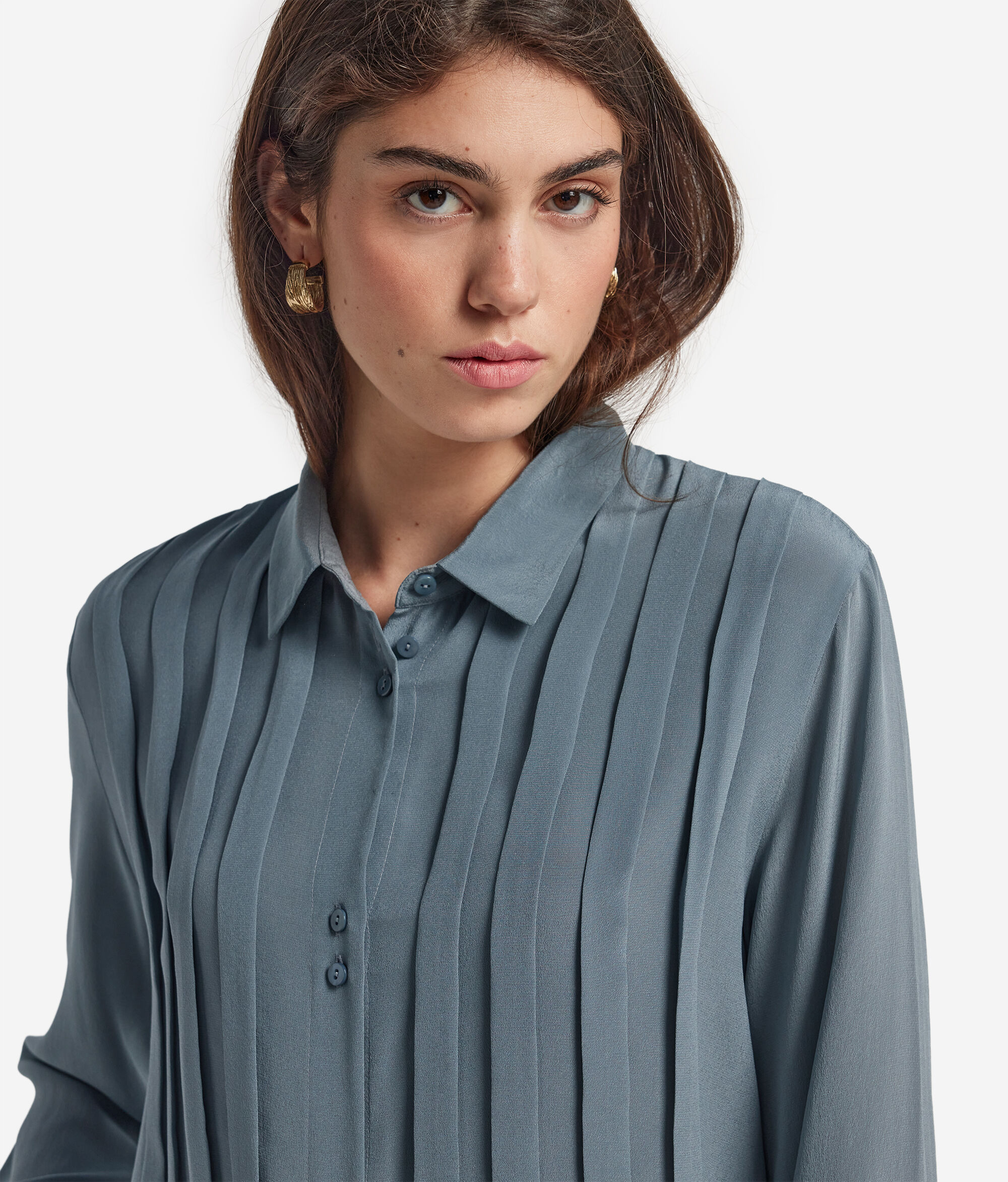Camicia con pieghe in seta