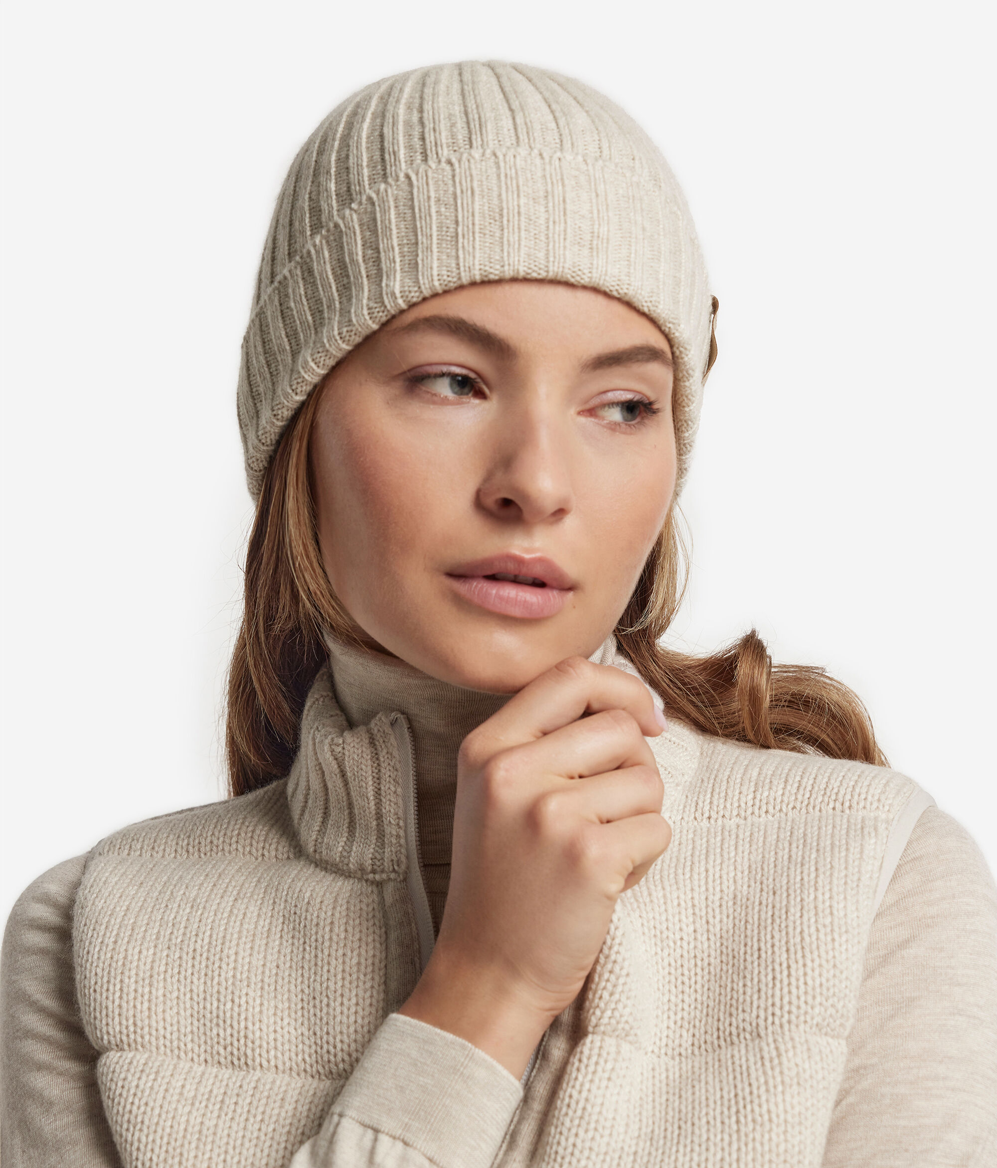 Ribbed Ultrasoft Cashmere peaked cap