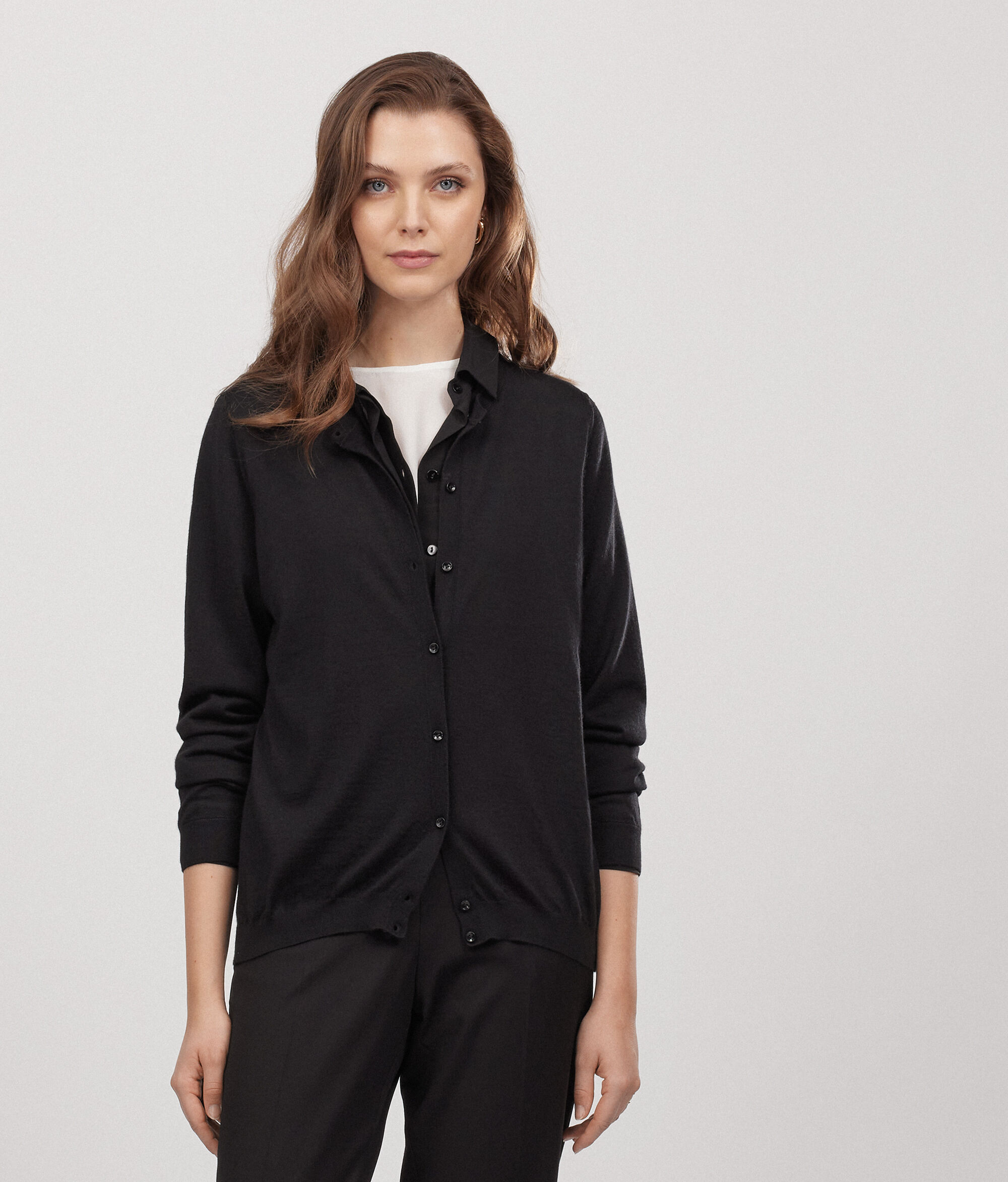 Gilet femme à col rond en cachemire ultra-fin