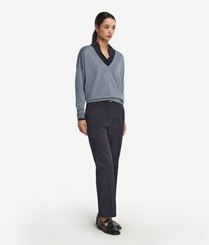 Maglia con Doppio Scollo a V in Cashmere Ultrafine