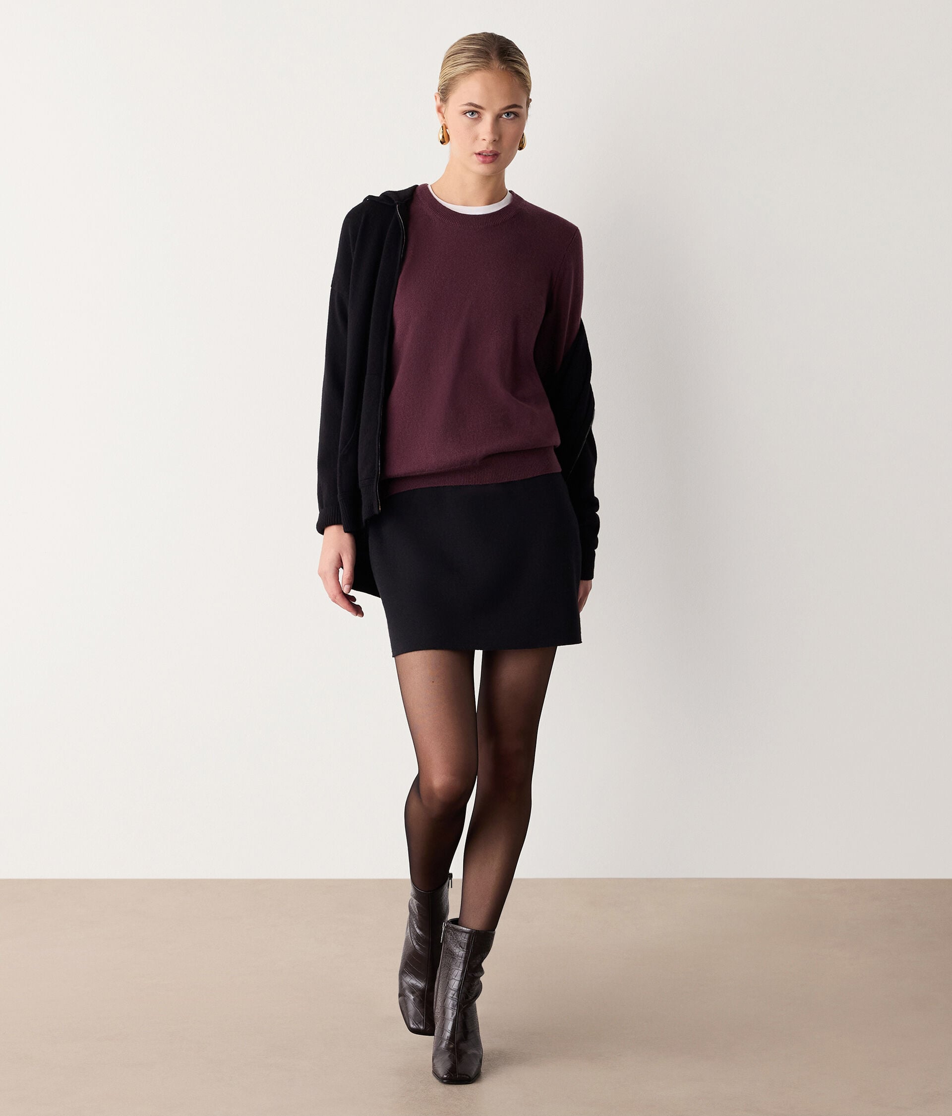 Μακρυμάνικη Μπλούζα από Ultrasoft Cashmere με Στρογγυλή Λαιμόκοψη