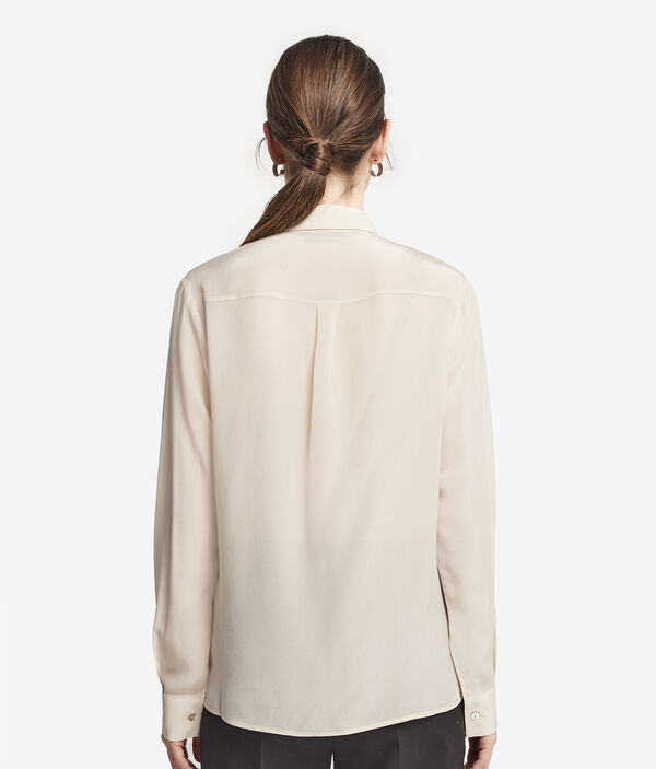 Блуза из шелка