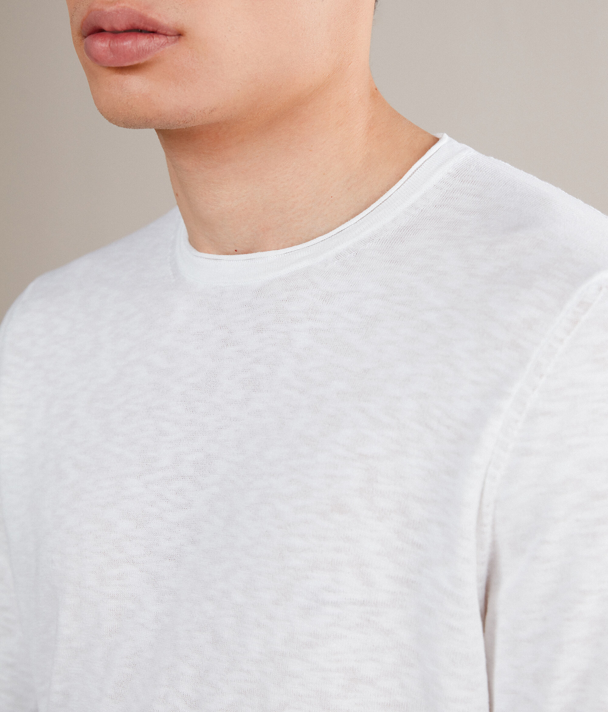 Twist Round-Neck Jumper