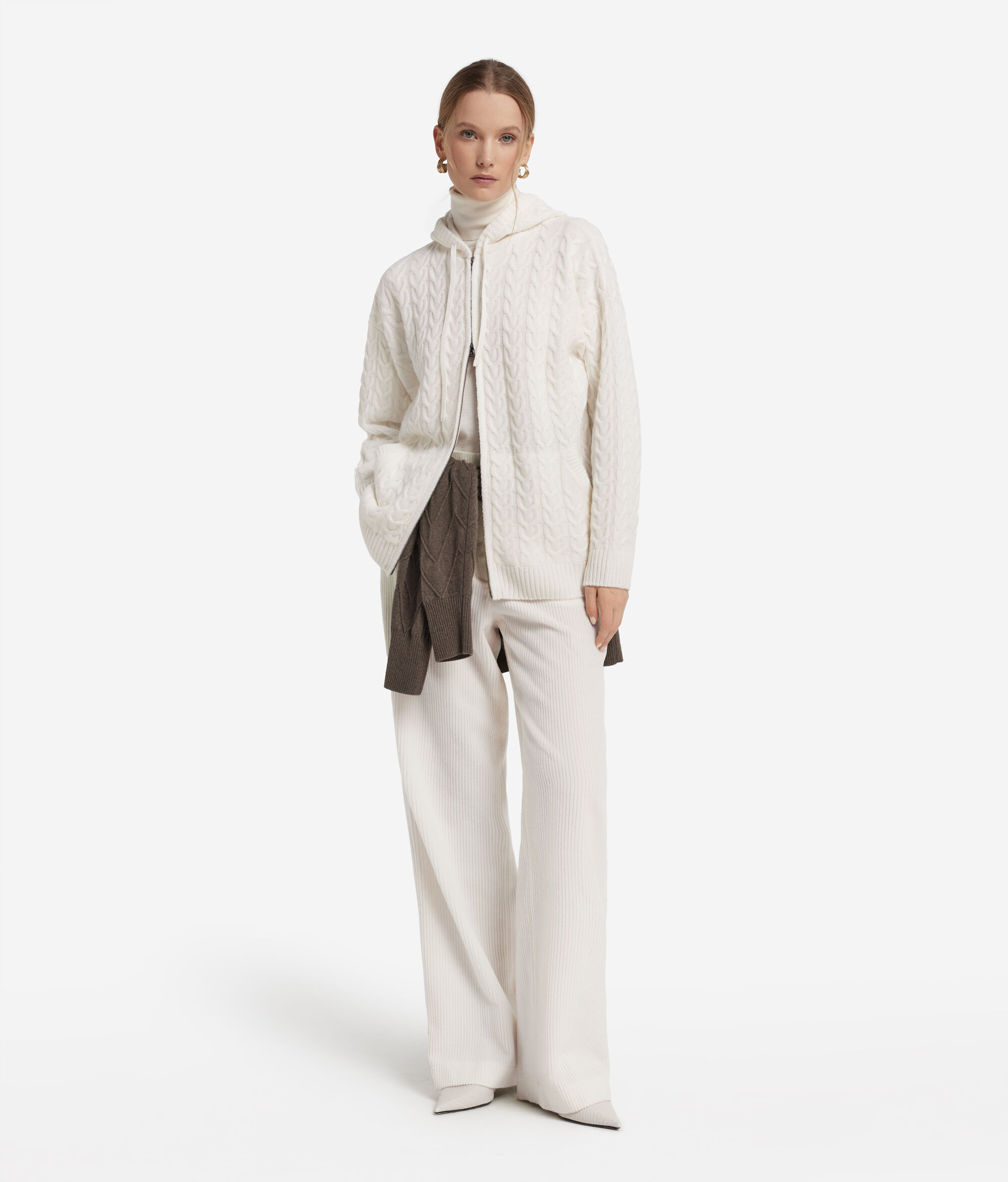 Ultra-Soft Cashmere cable-knit sweatshirt