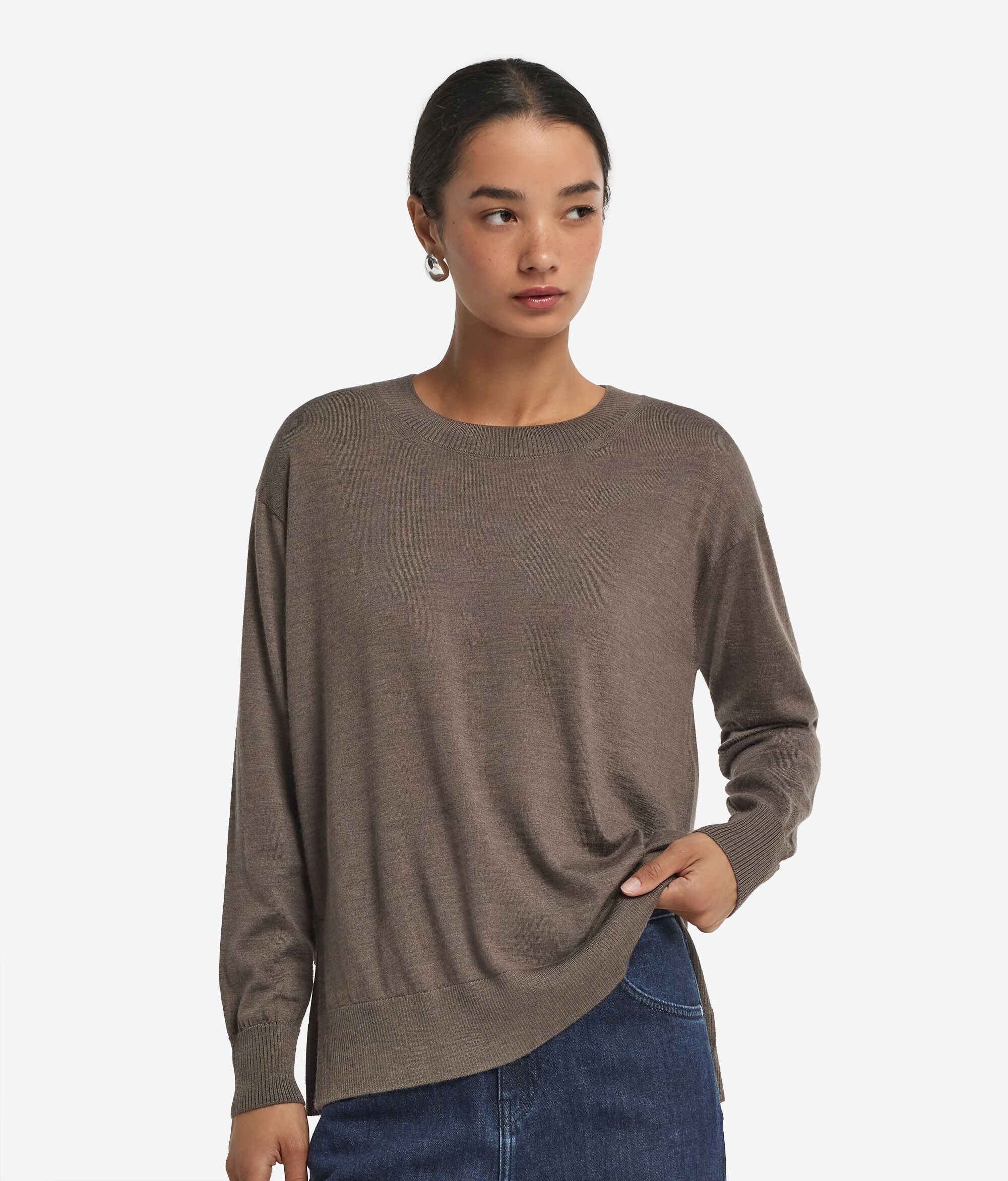 Maglia girocollo con spacchi in Cashmere Ultrafine
