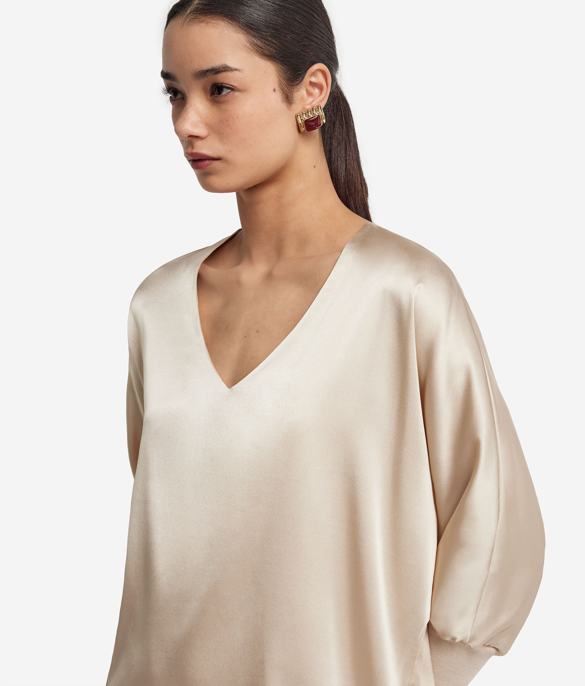 Blusa Scollo a V in Seta
