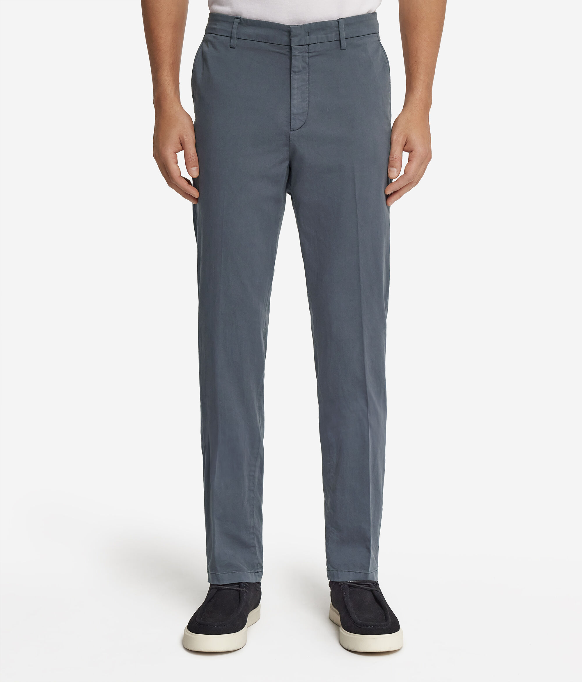 Lightweight Chinos