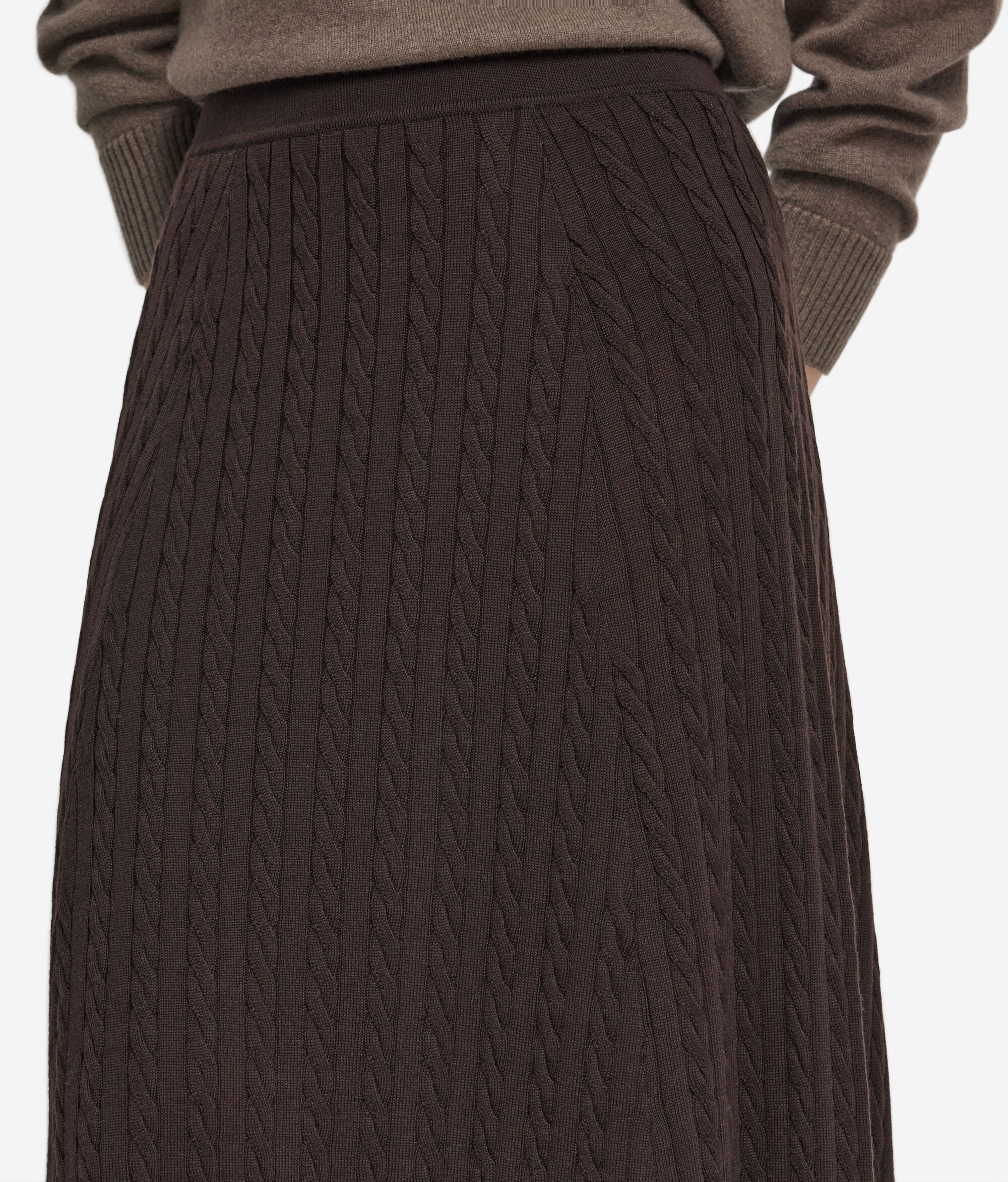 Юбка из шерсти с косами