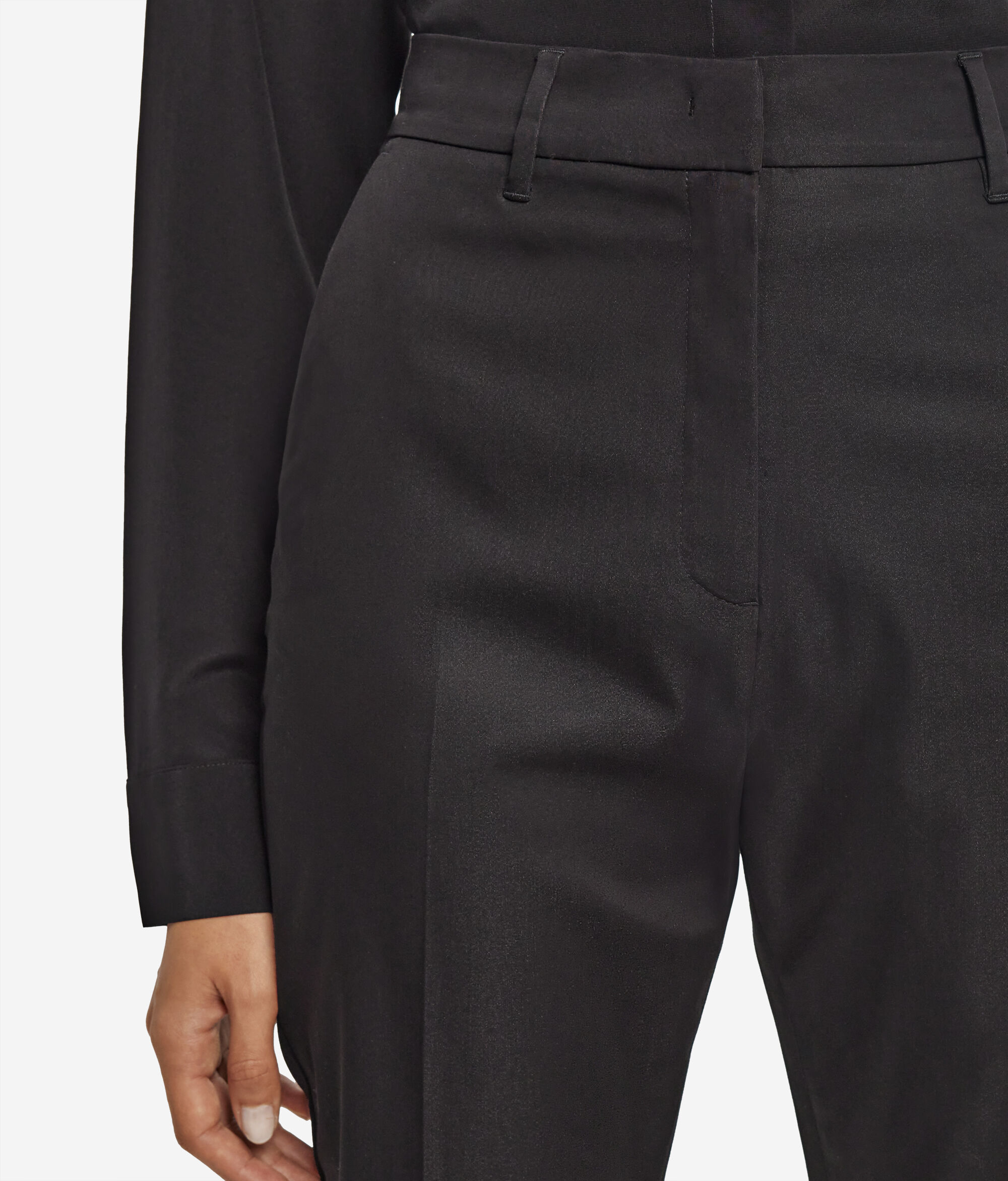 Зауженные брюки из хлопка