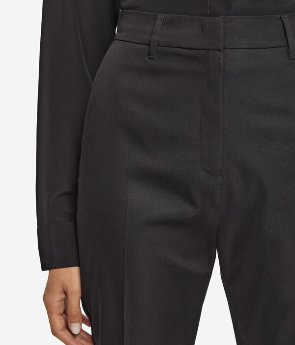 Зауженные брюки из хлопка