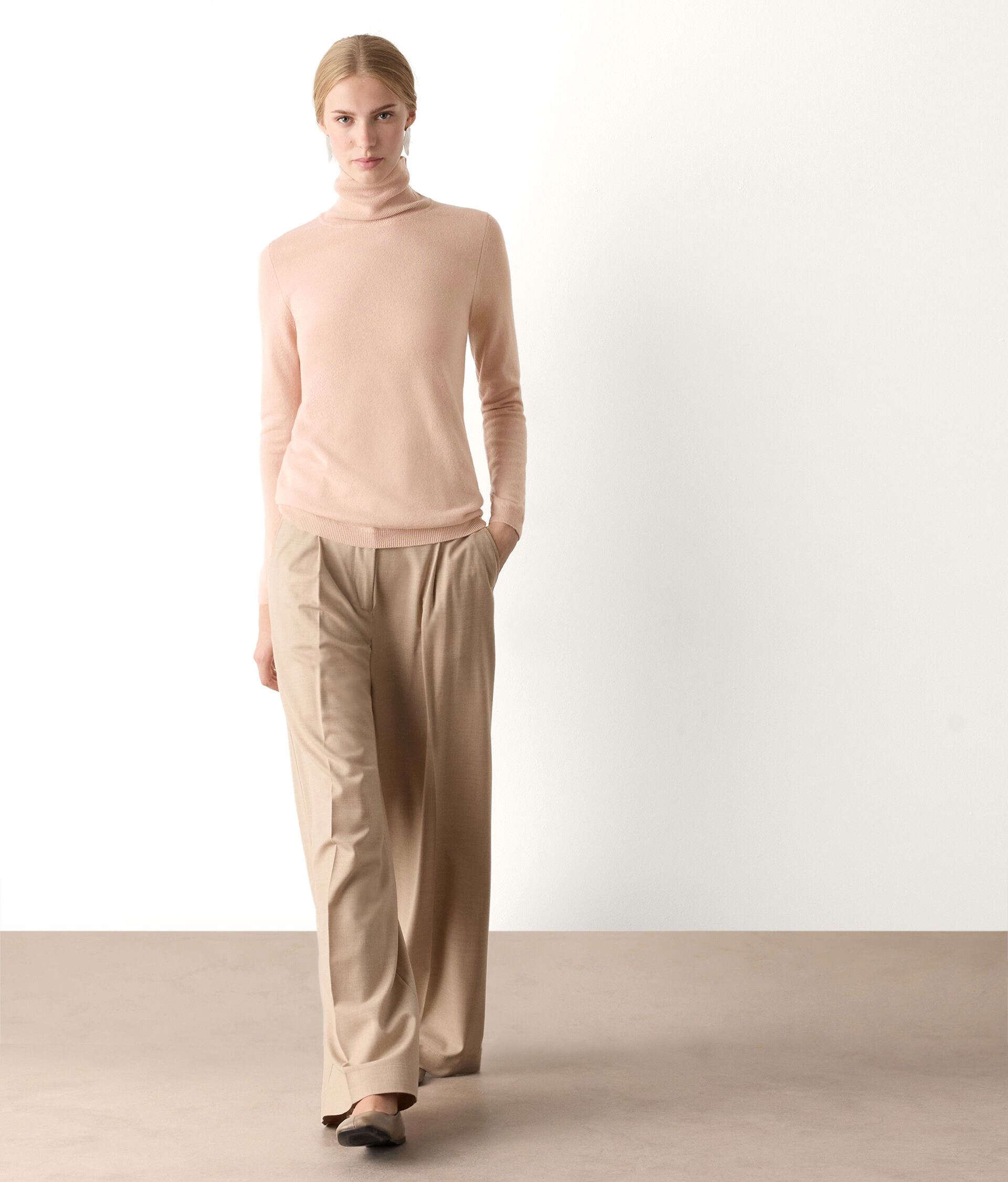 Jersey de cuello vuelto de cashmere ultrasoft