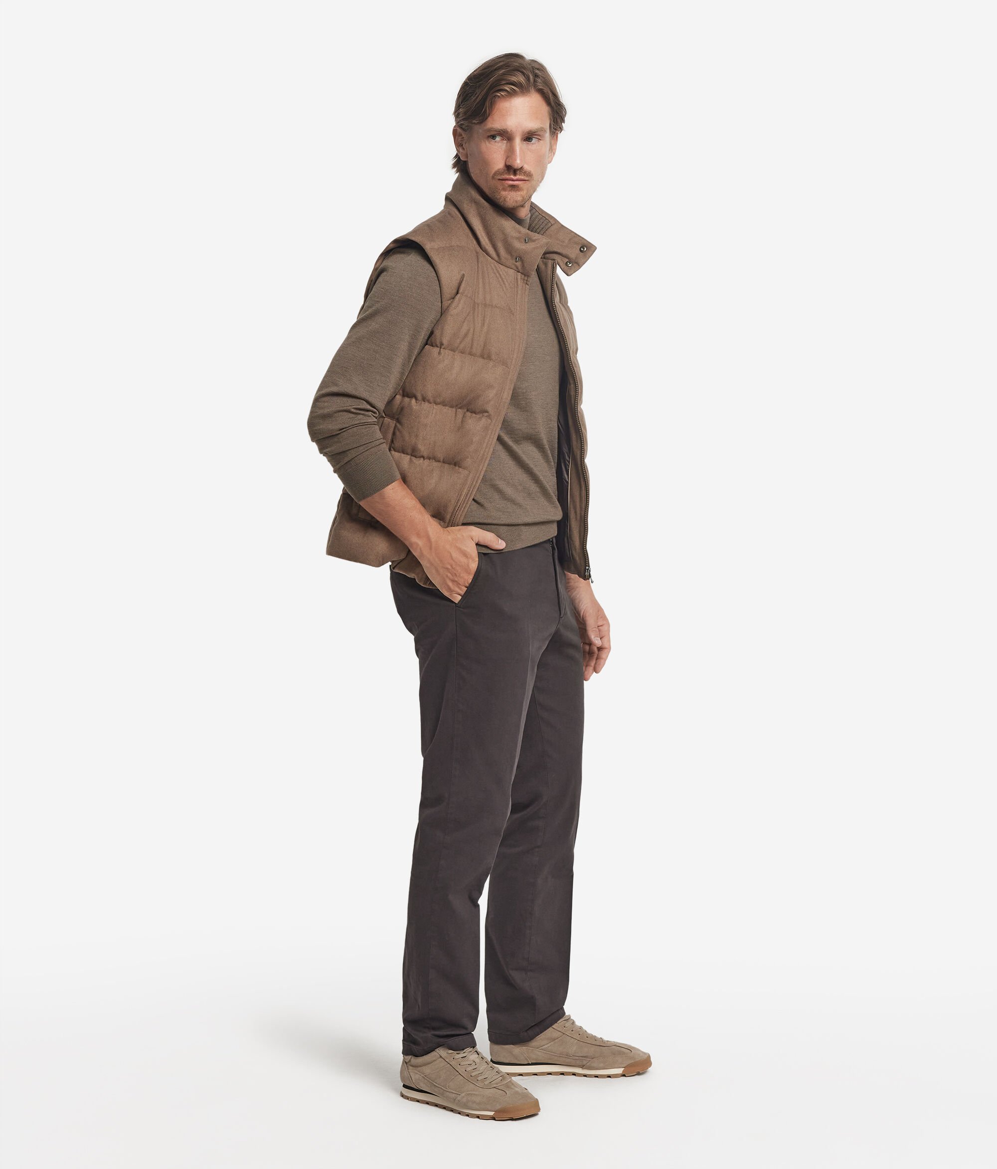 カシミヤ&シルク ダウンベスト