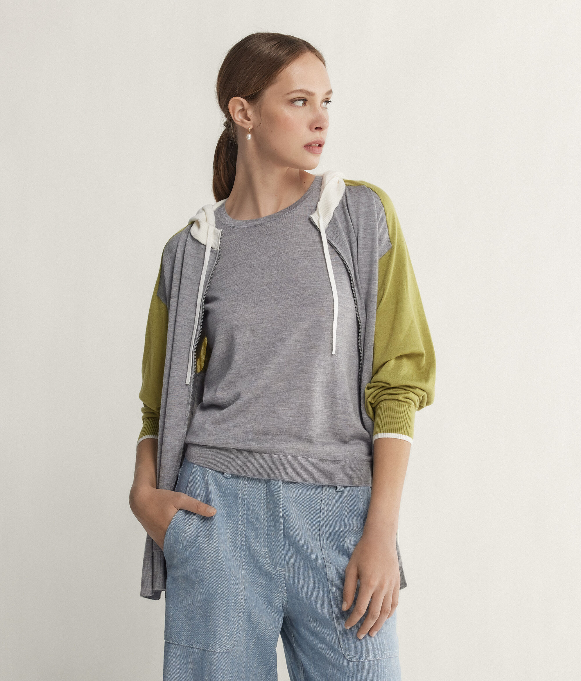 Maglia Girocollo Maniche Corte in Cashmere Ultrafine