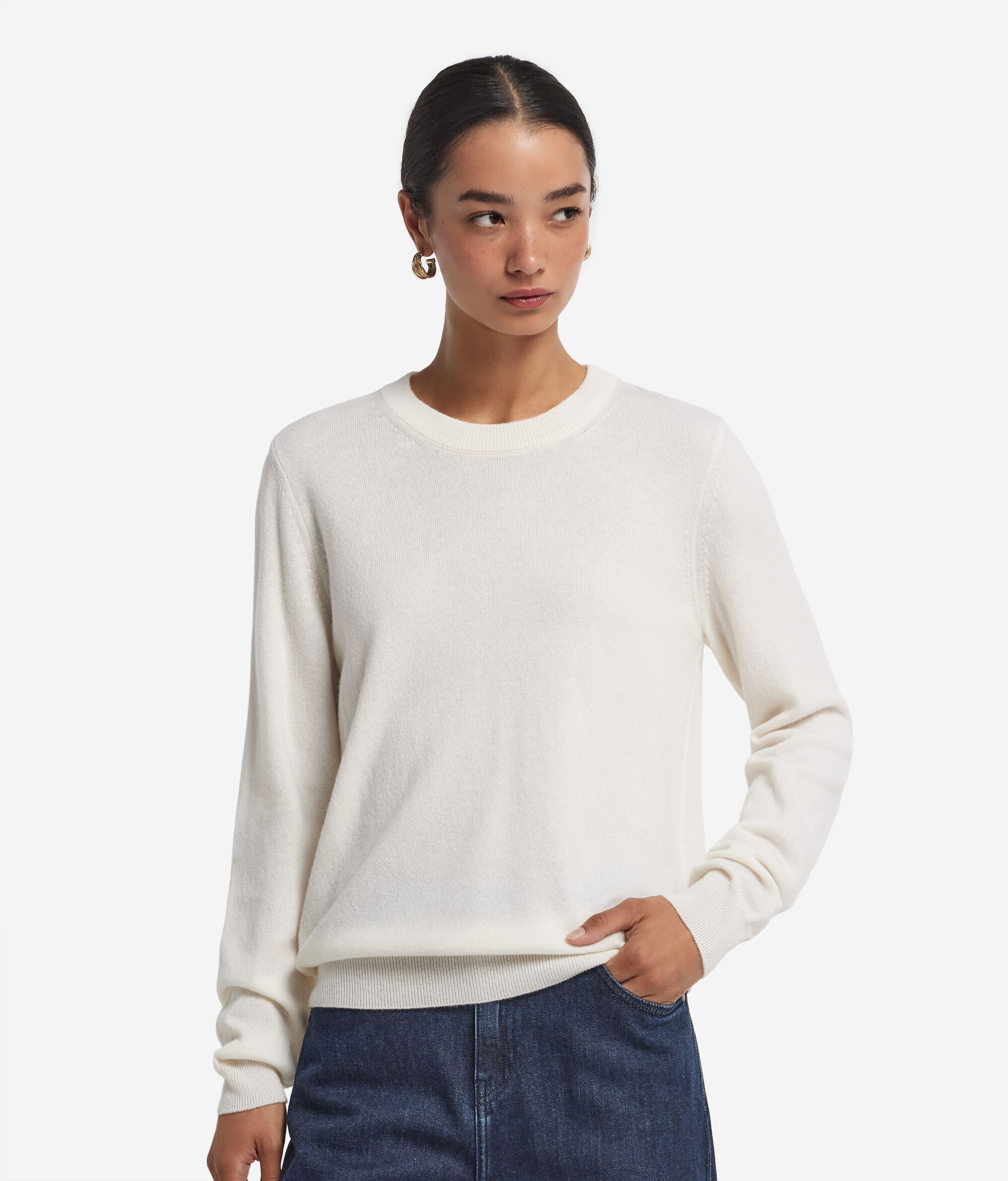 Long-Sleeved Ultrasoft Cashmere Round-Neck Jumper