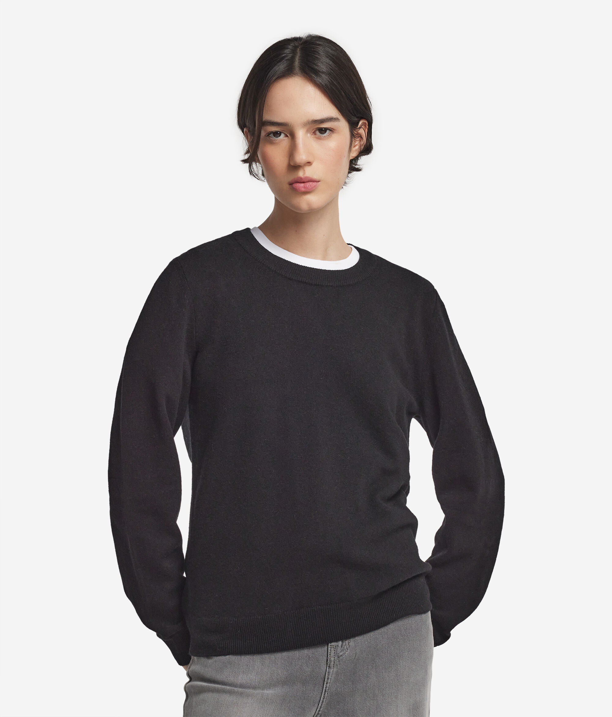 Long-Sleeved Ultrasoft Cashmere Round-Neck Jumper