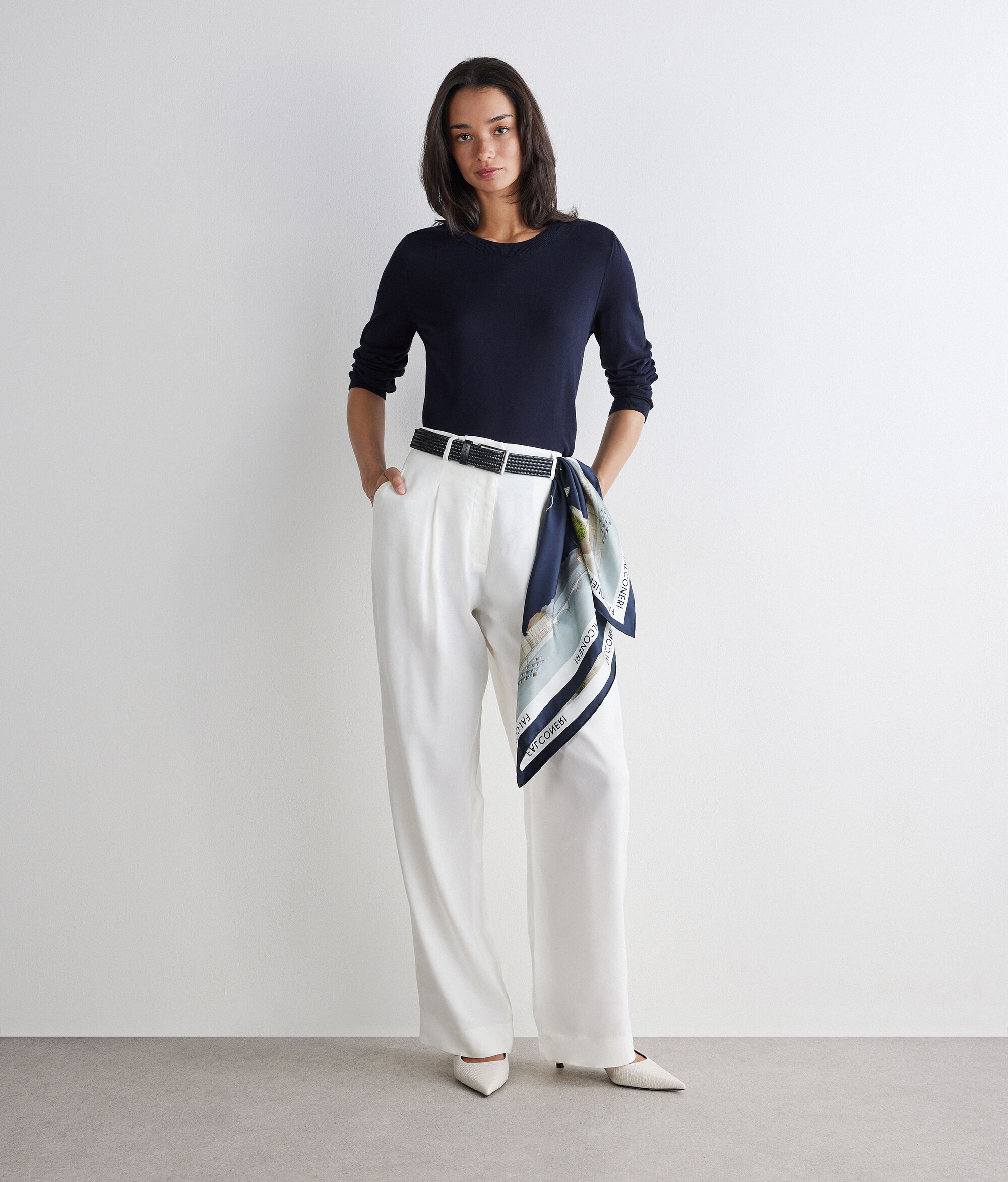 Μπλούζα με στρογγυλή λαιμόκοψη από βαμβάκι