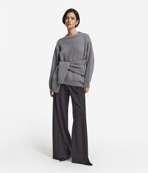 Round-neck Bouclé Cashmere jumper