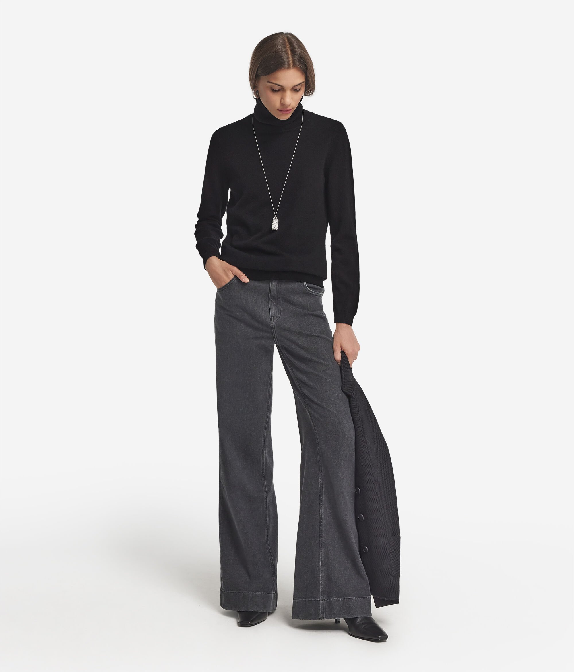 ウルトラソフトカシミヤ タートルネック セーター