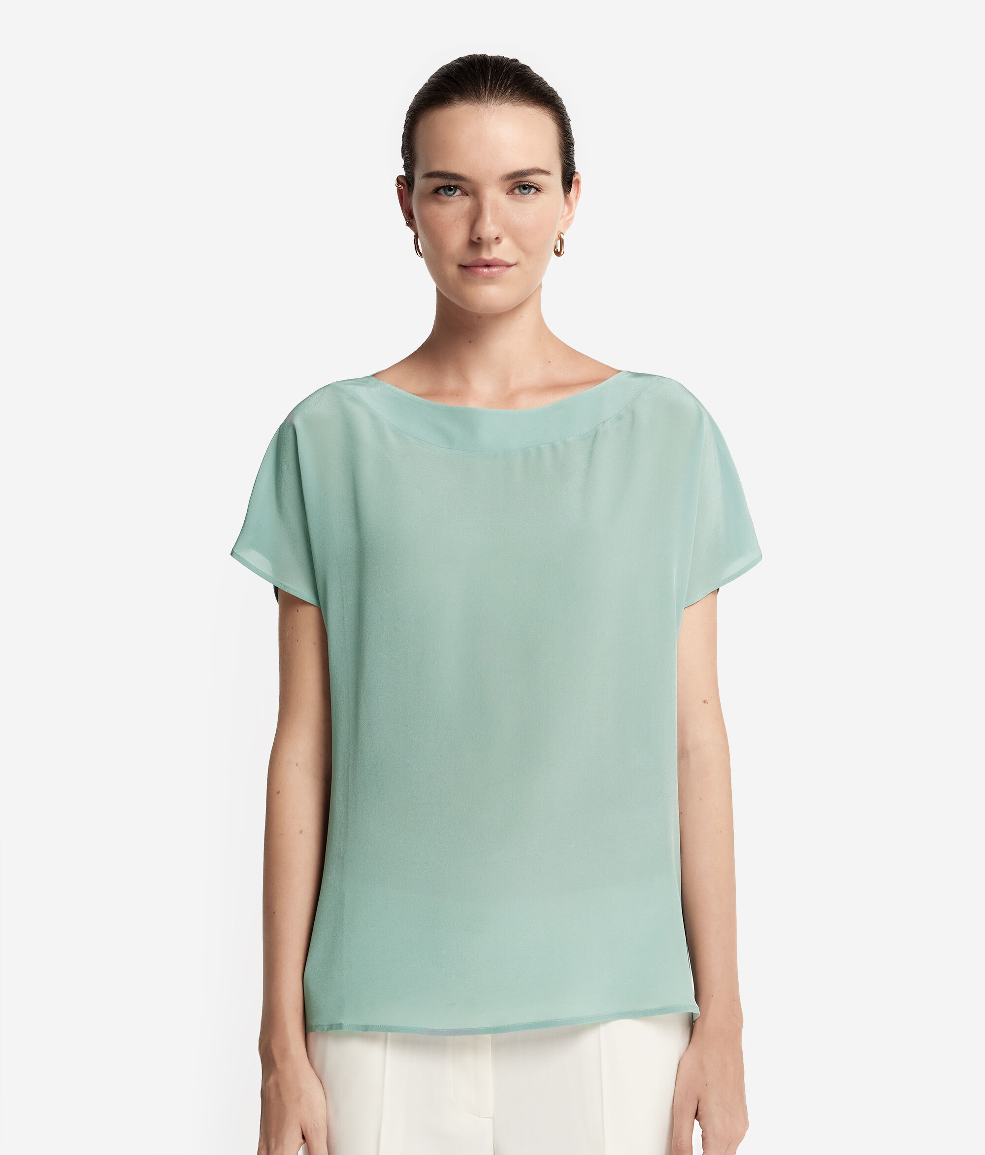 T-shirt Scollo Barchetta in Seta e Modal