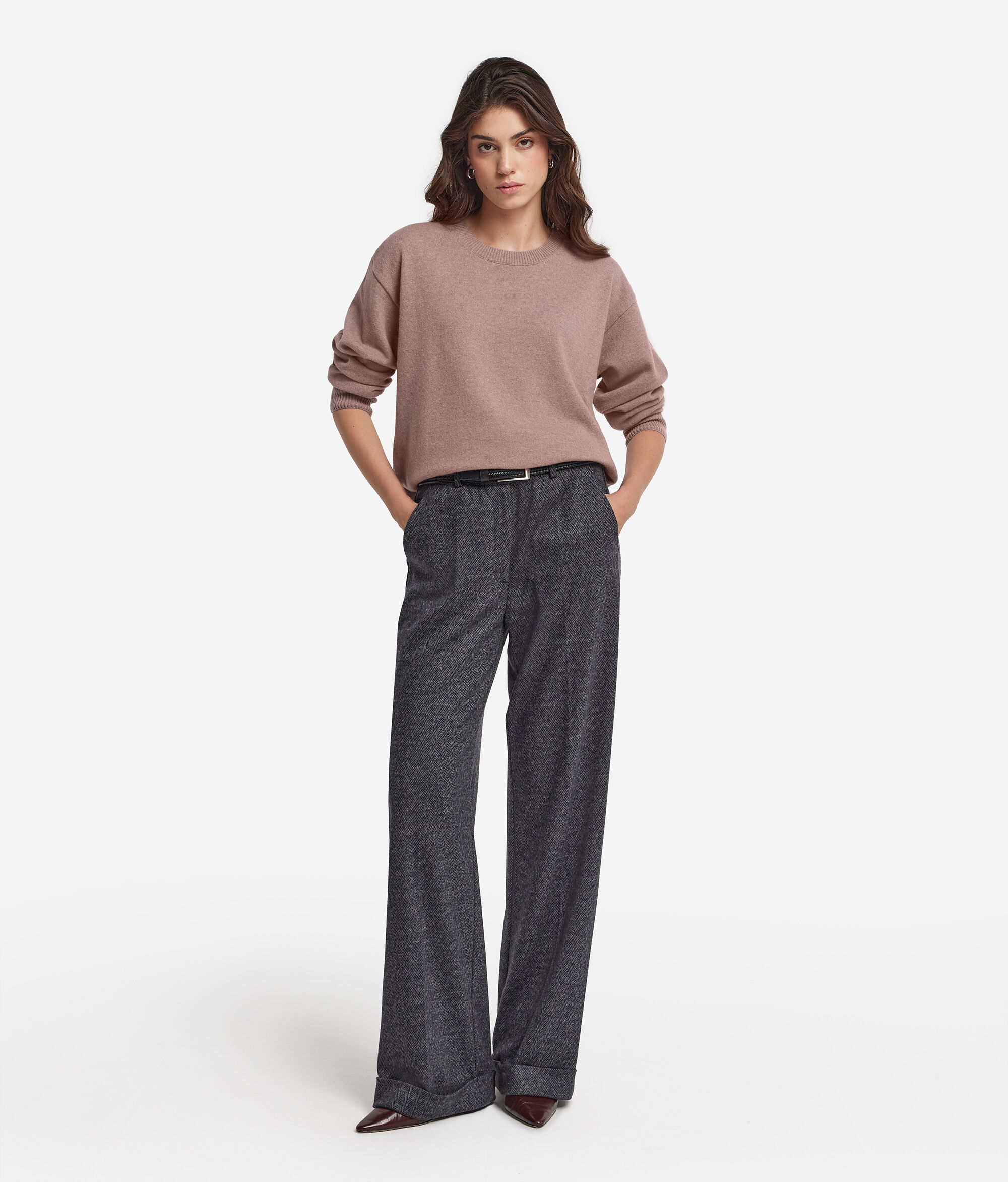 Ultrasoft Cashmere sweater with slits