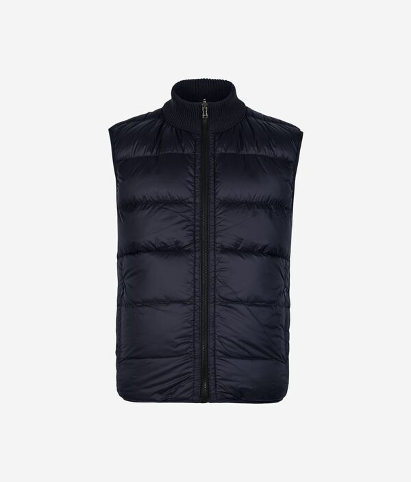 Двусторонний пуховый жилет