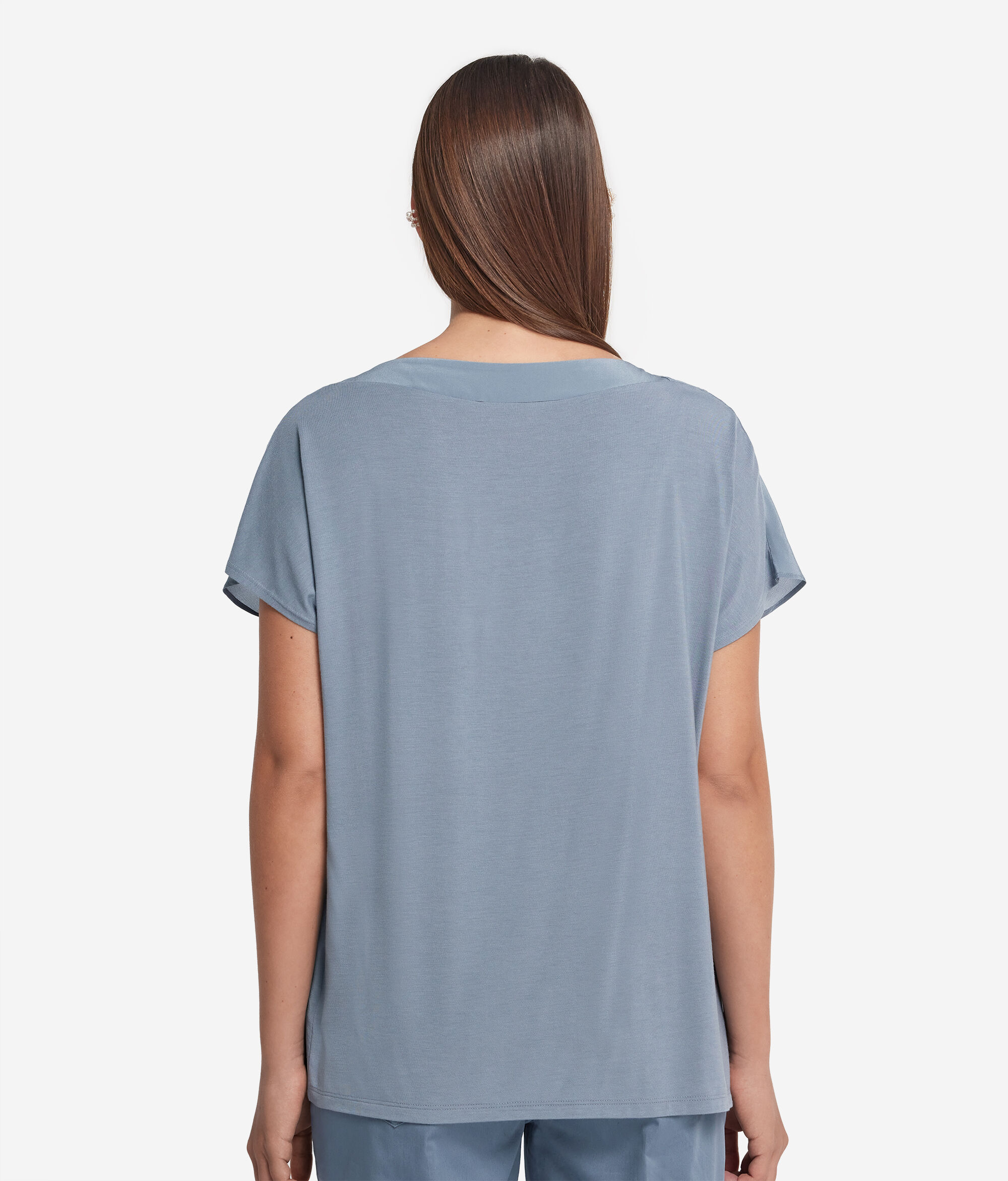 T-shirt Scollo Barchetta in Seta e Modal