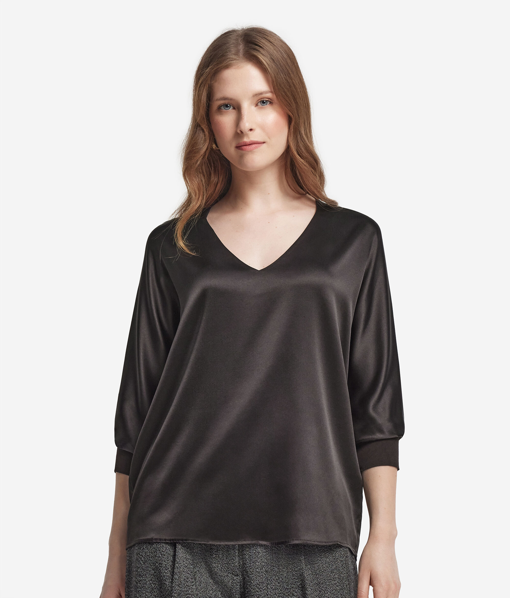 Seidenbluse mit V-Ausschnitt