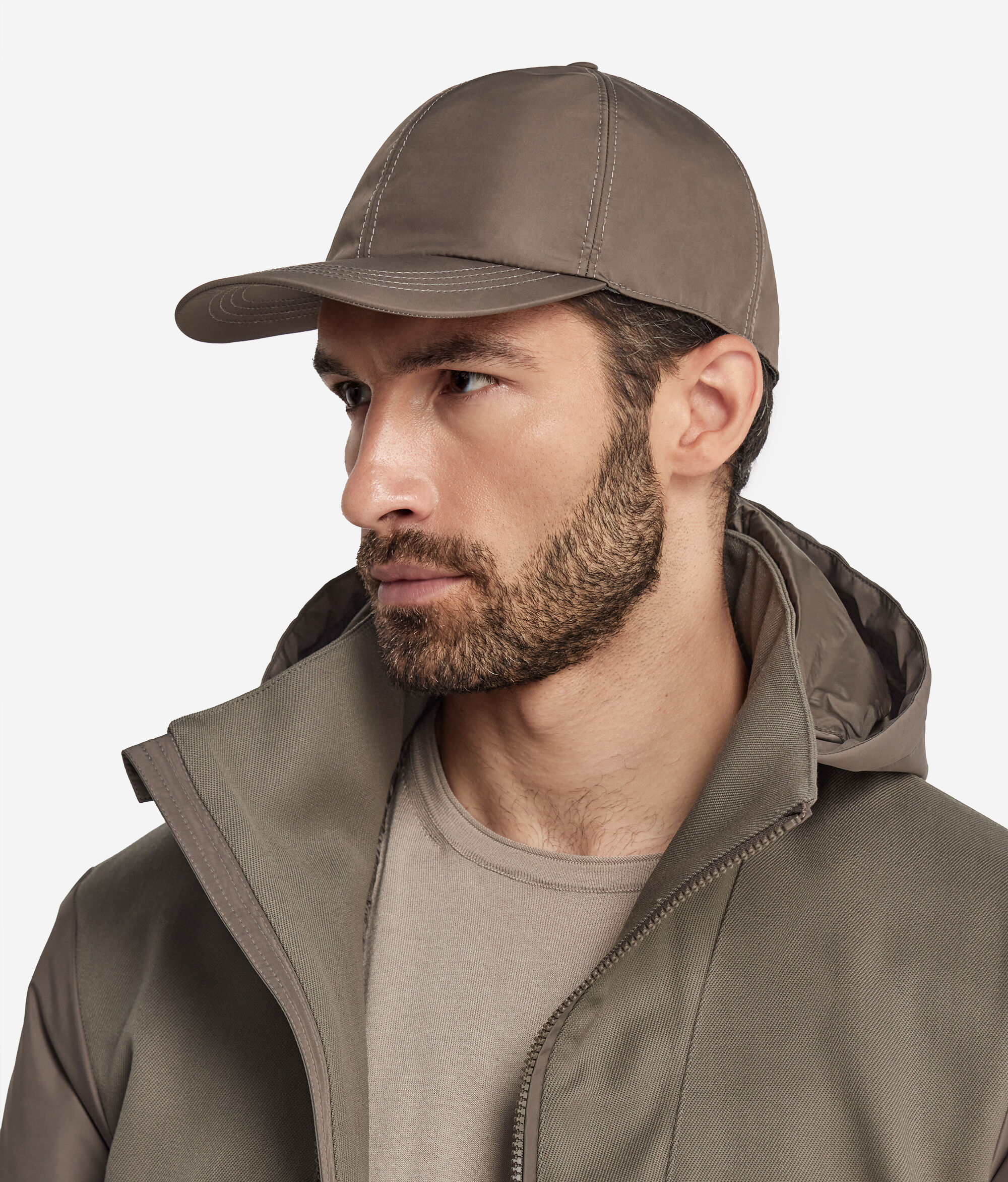 Casquette technique avec intérieur en cachemire ultra-fin