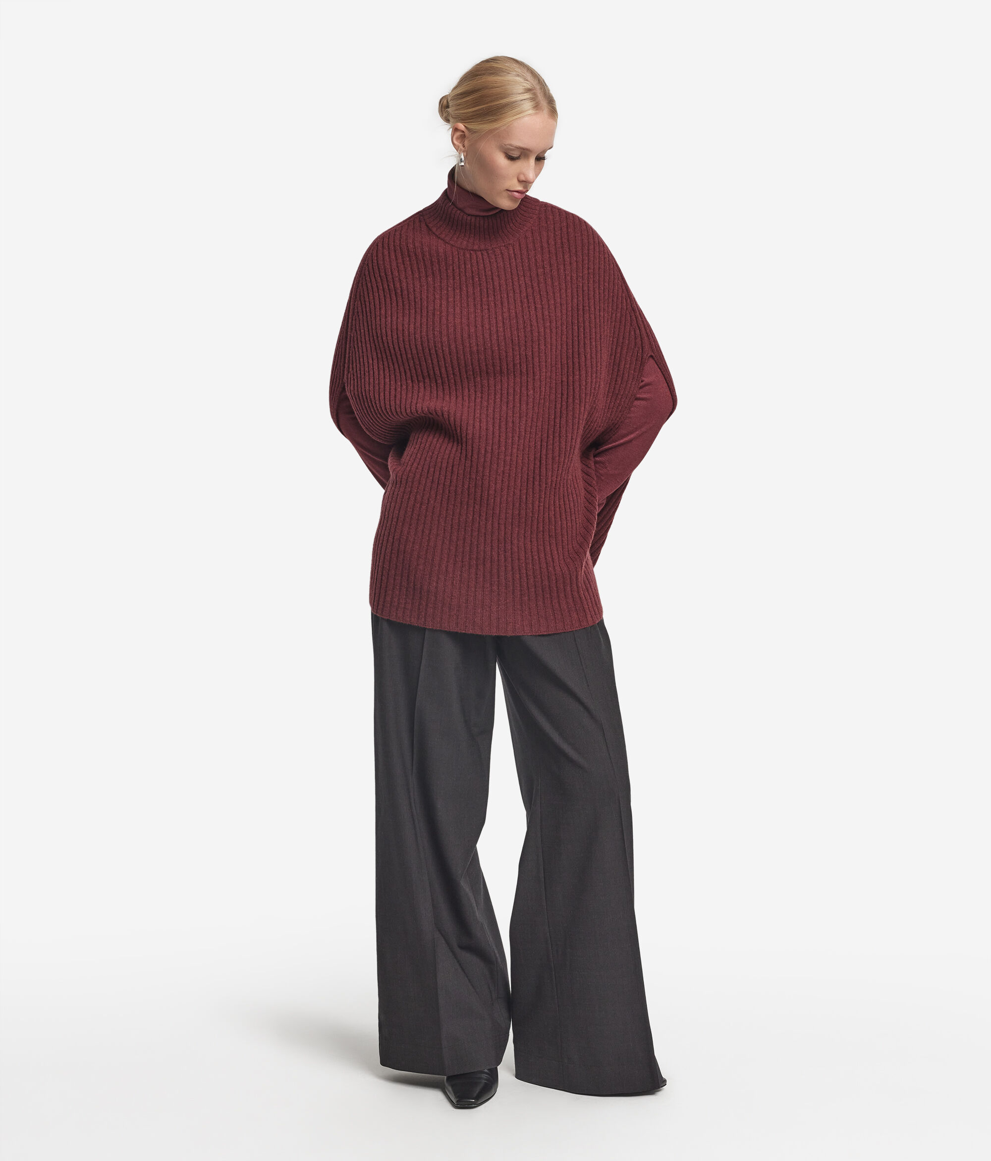 Geripptes Cape aus Kaschmir Ultrasoft