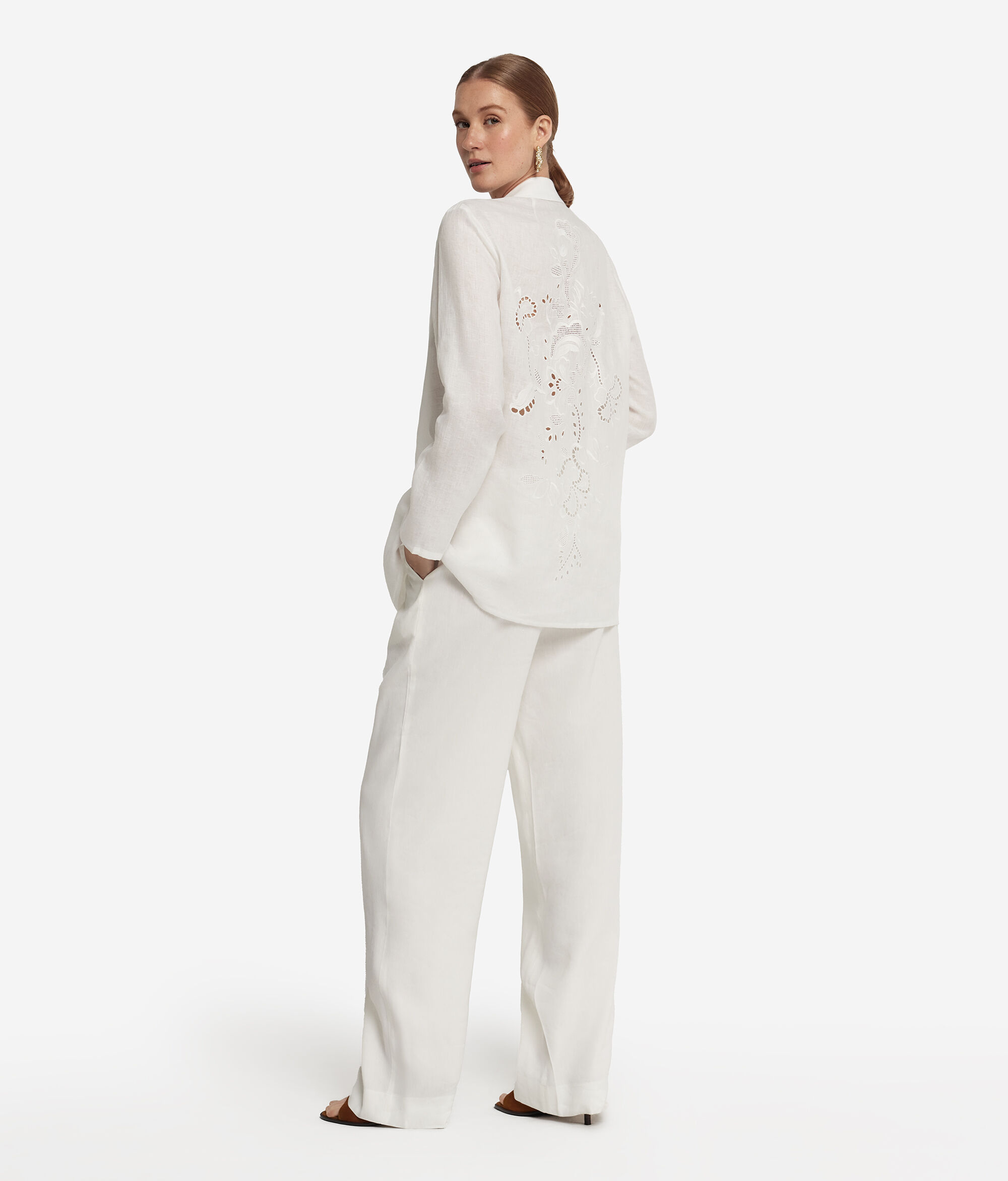 Veste brodée en lin