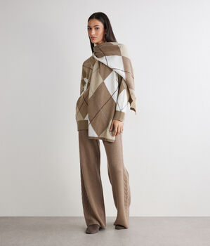 Diamond-patterned stole in Ultrasoft Cashmere