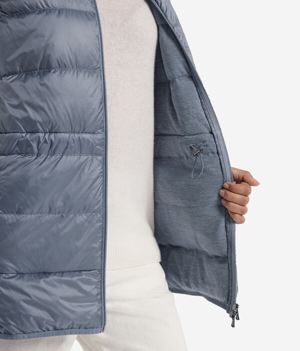 Пуховой жилет с подкладкой из кашемира