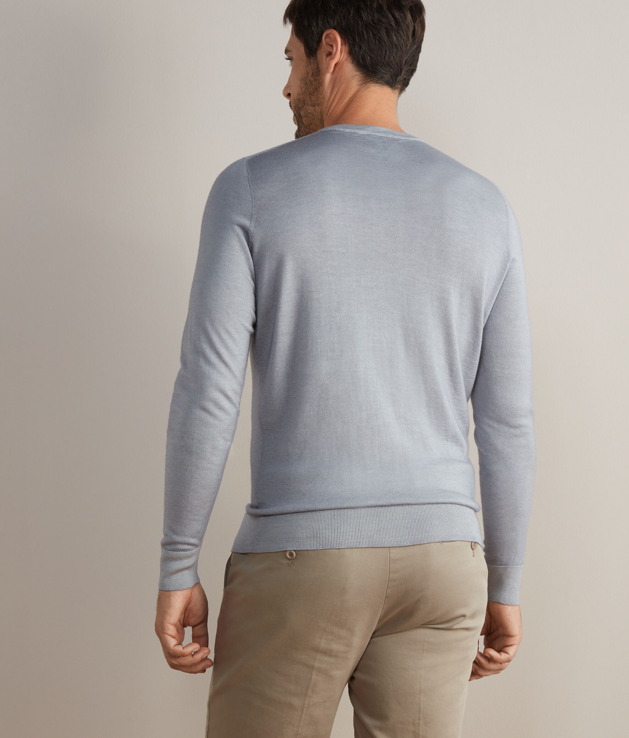 Ultrafine cashmere crew neck sweater
