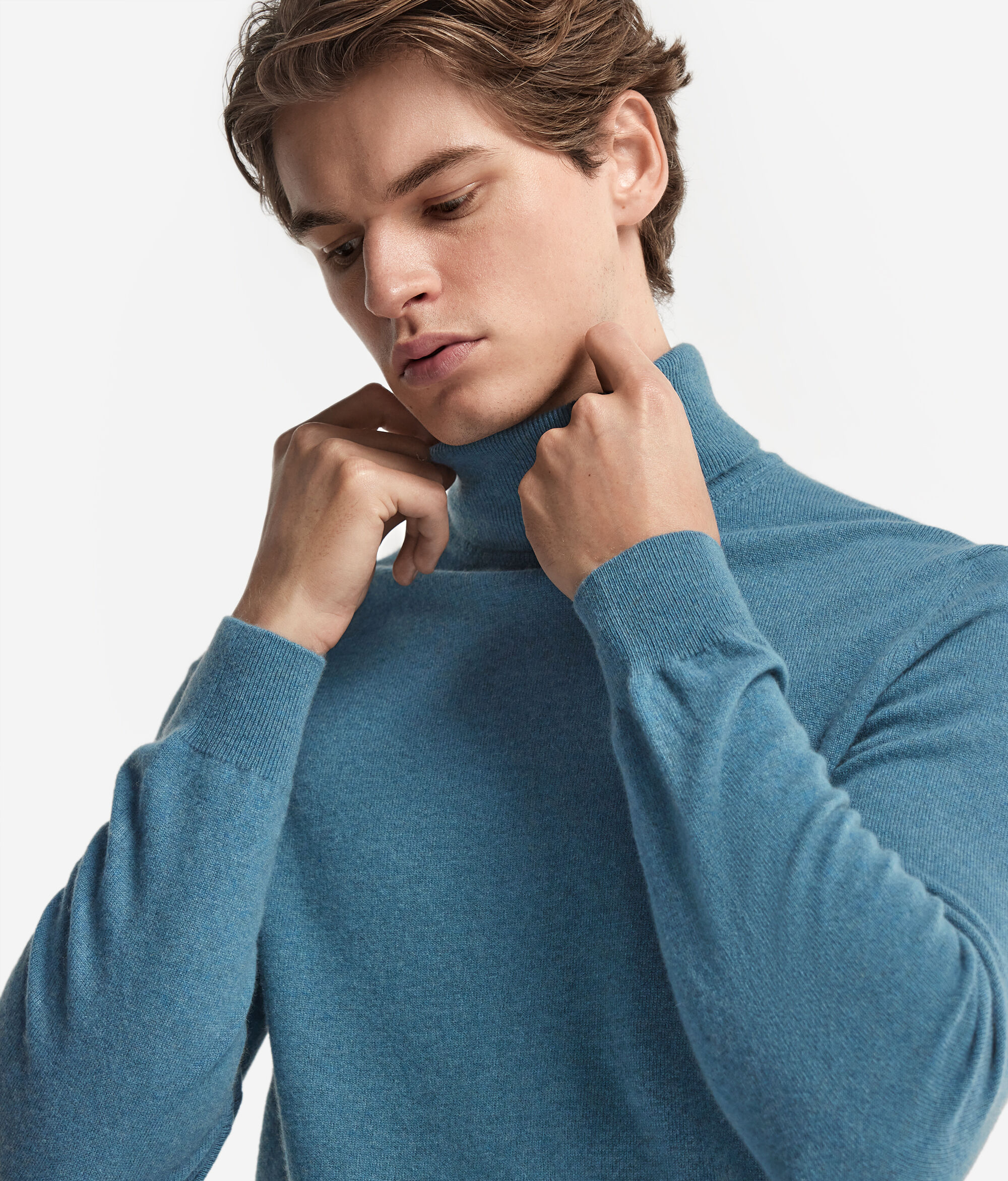 Ultrasoft Cashmere Turtleneck Sweater