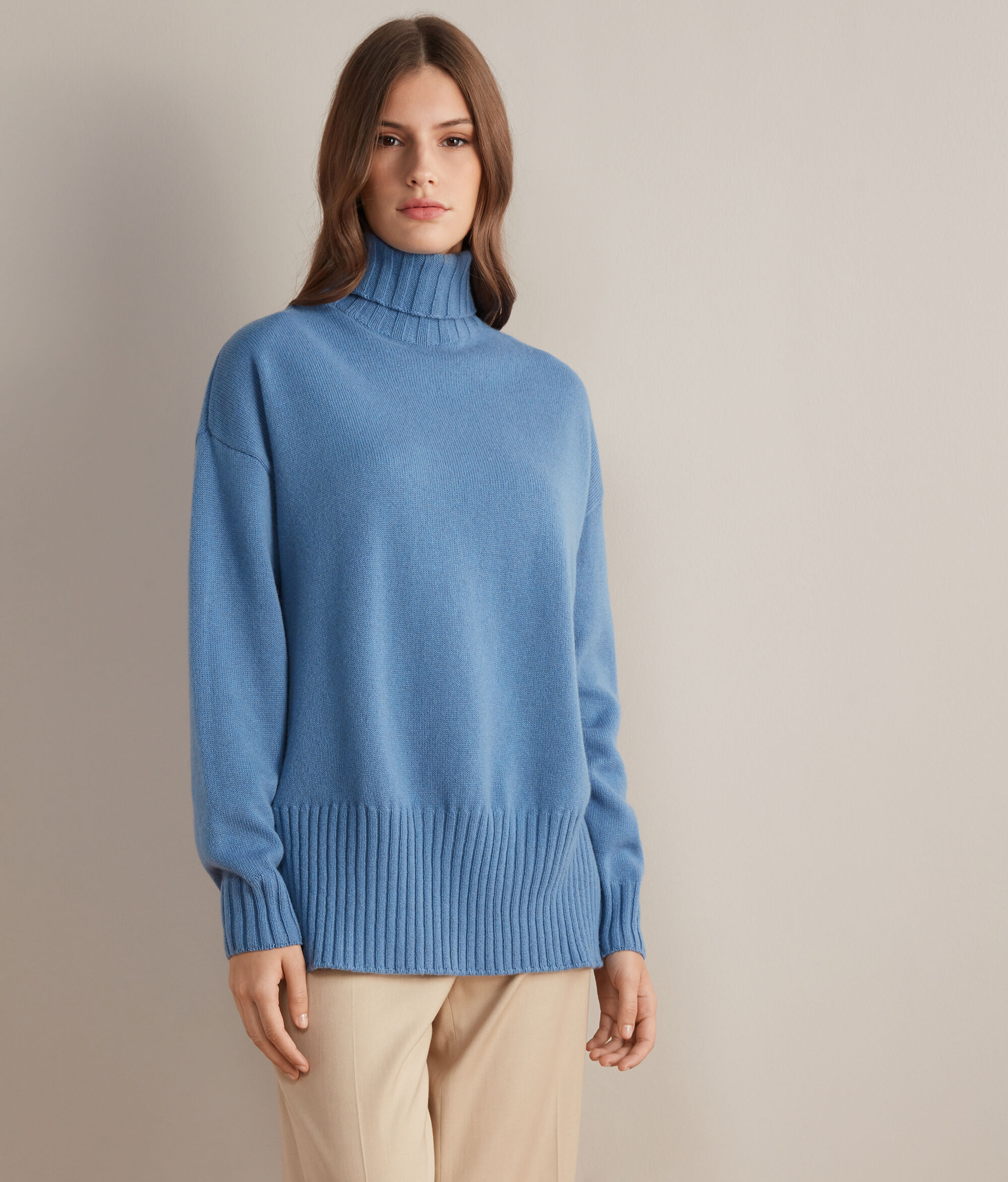 Maxi-pull col roulé en cachemire ultra-doux