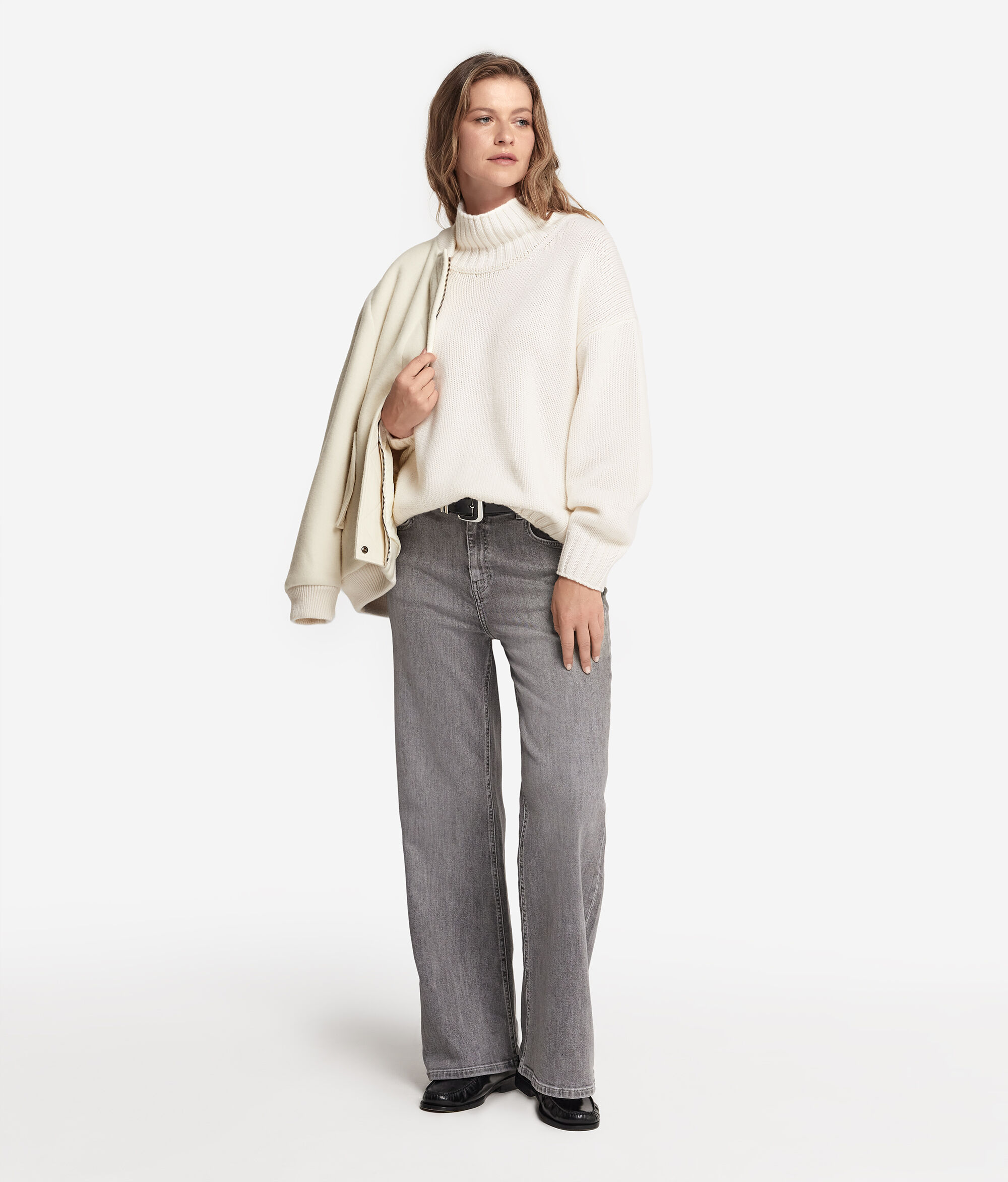 Pullover mit Trichterkragen aus Kaschmirstrick