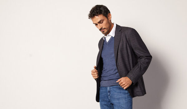 Gilet Scollo a V in Cashmere Ultrafine