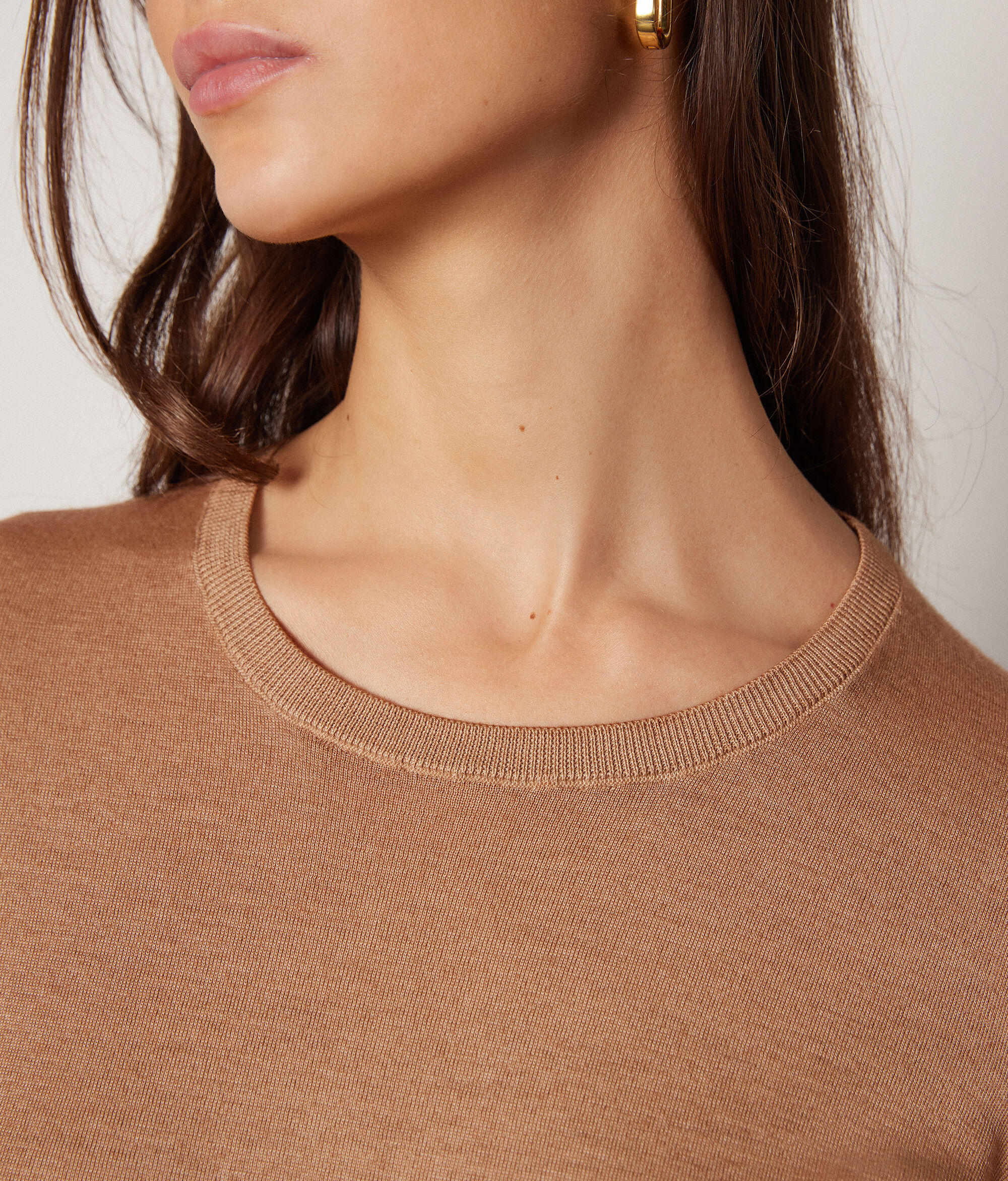 Maglia Girocollo Maniche Corte in Cashmere Ultrafine