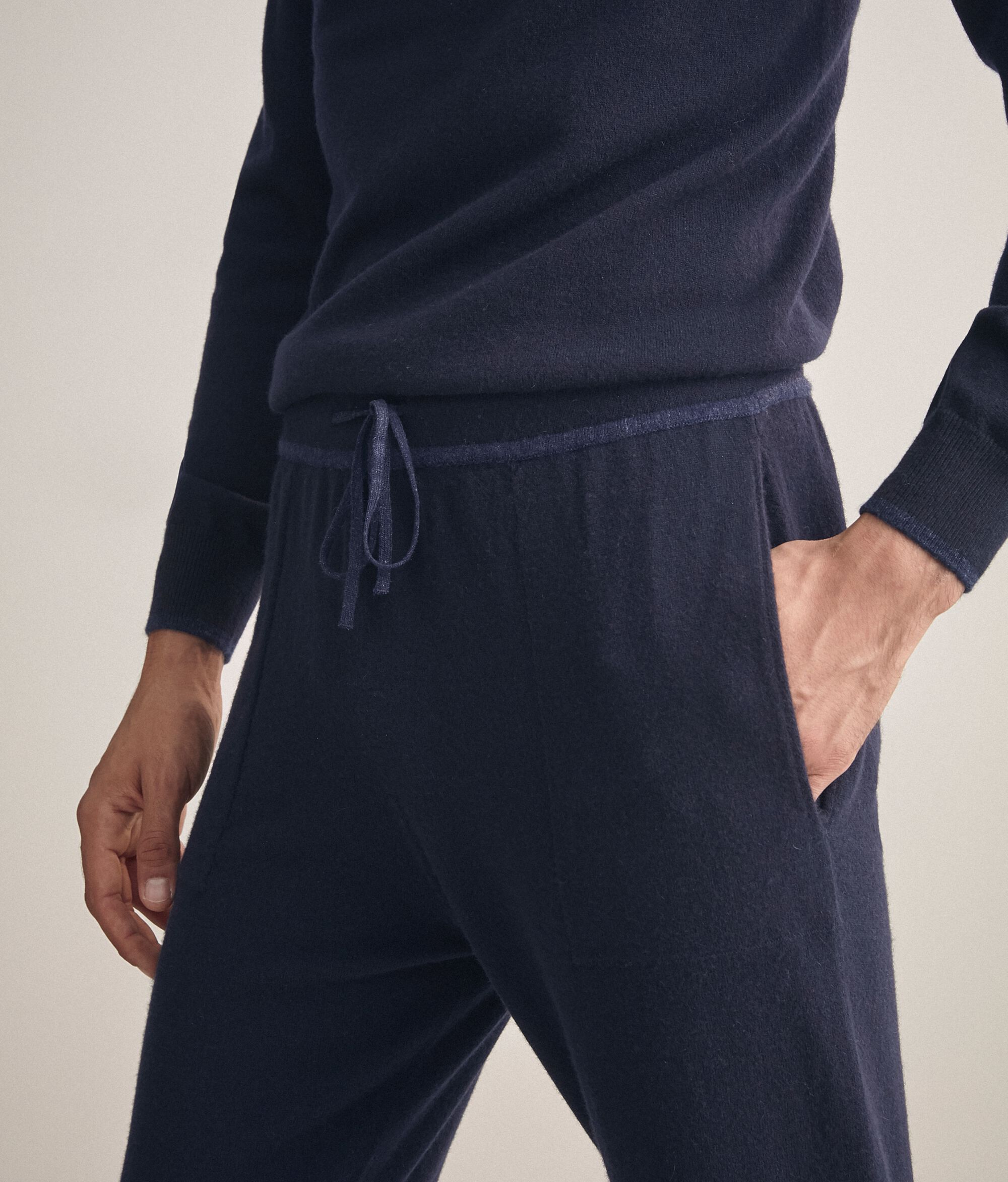 Джоггеры из ультрамягкого кашемира
