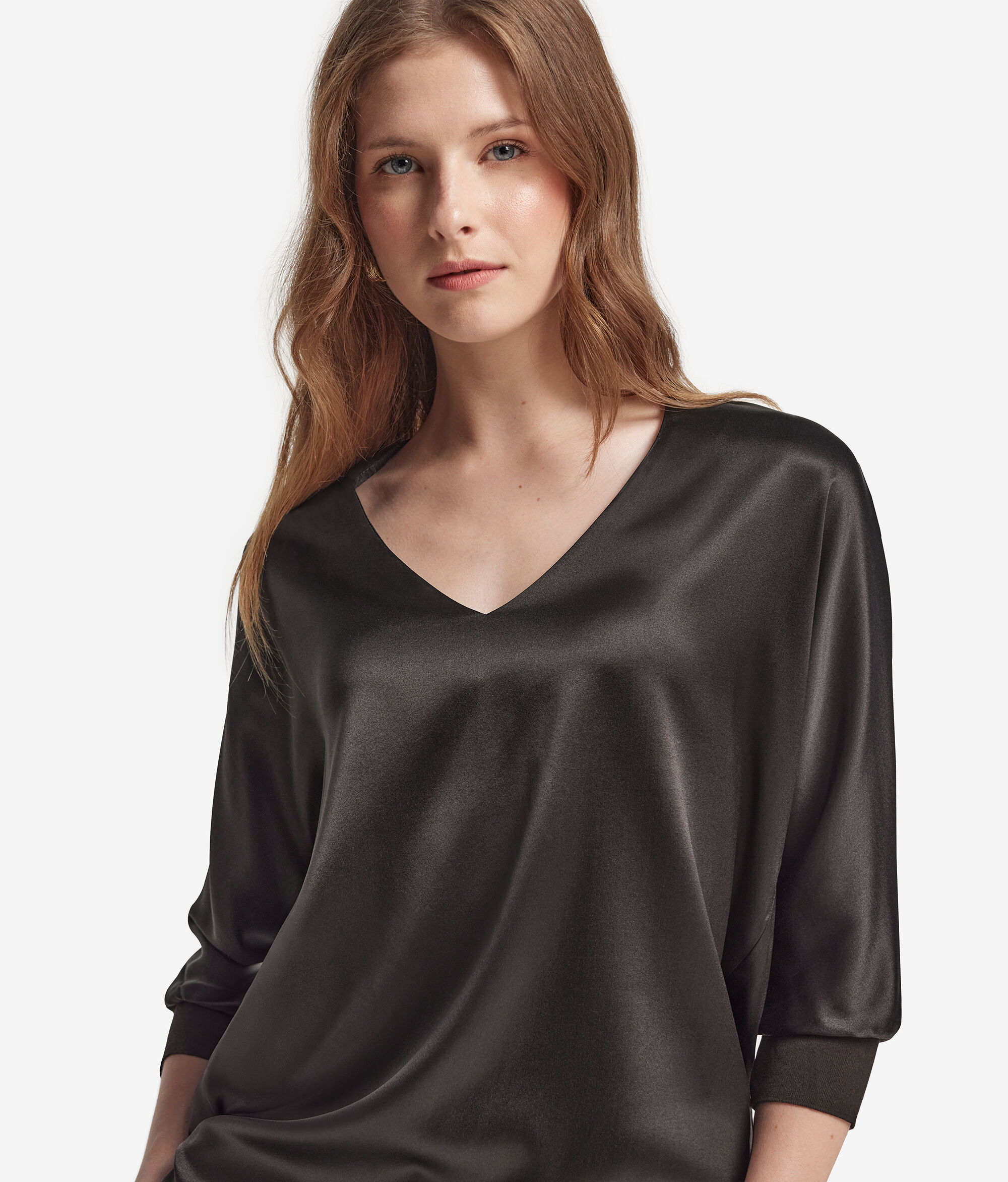Seidenbluse mit V-Ausschnitt
