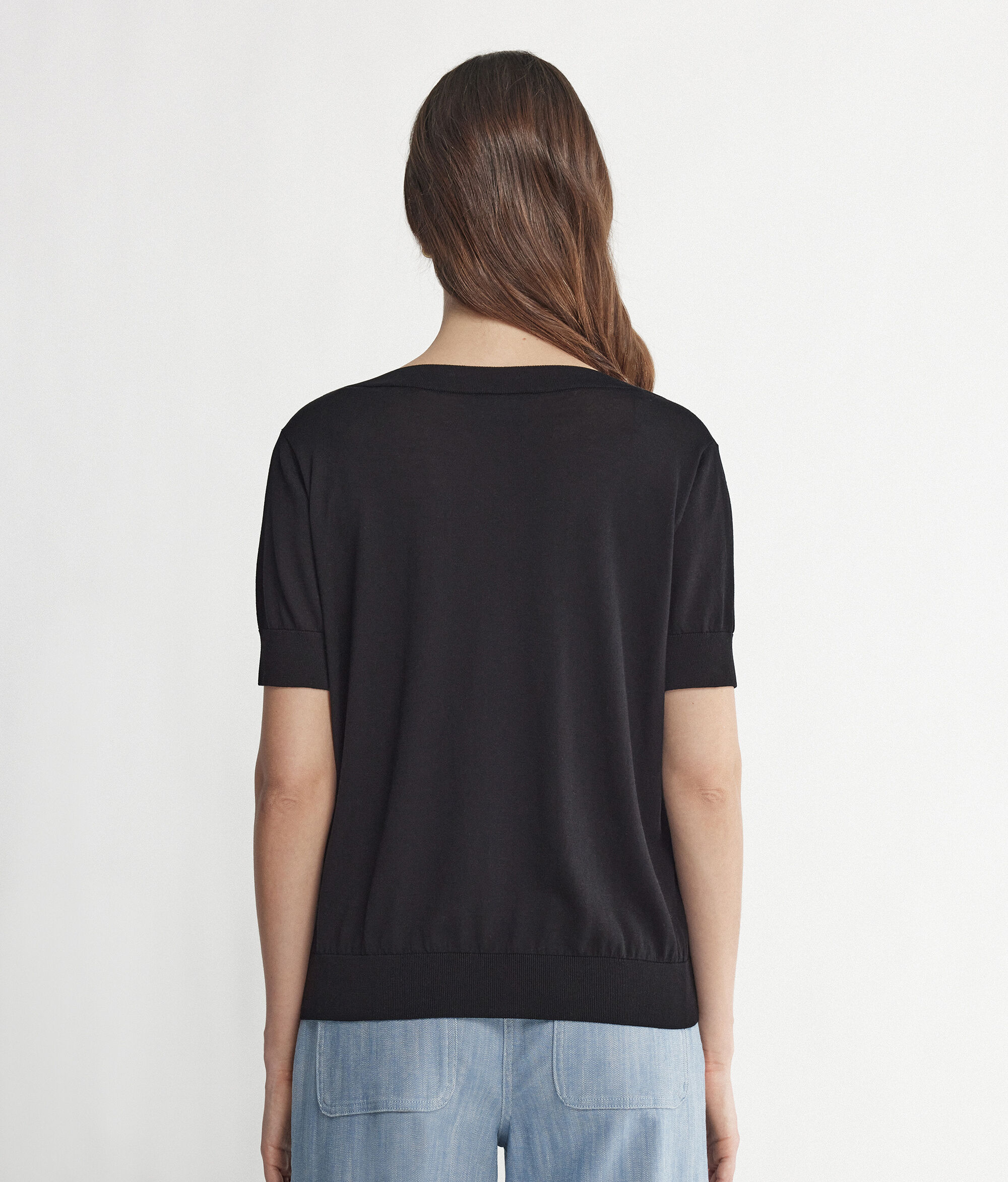 T-shirt à col V et manches courtes en soie et coton