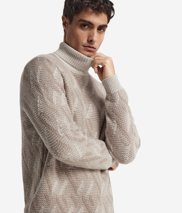 Двухцветная водолазка из кашемира с жаккардовым узором